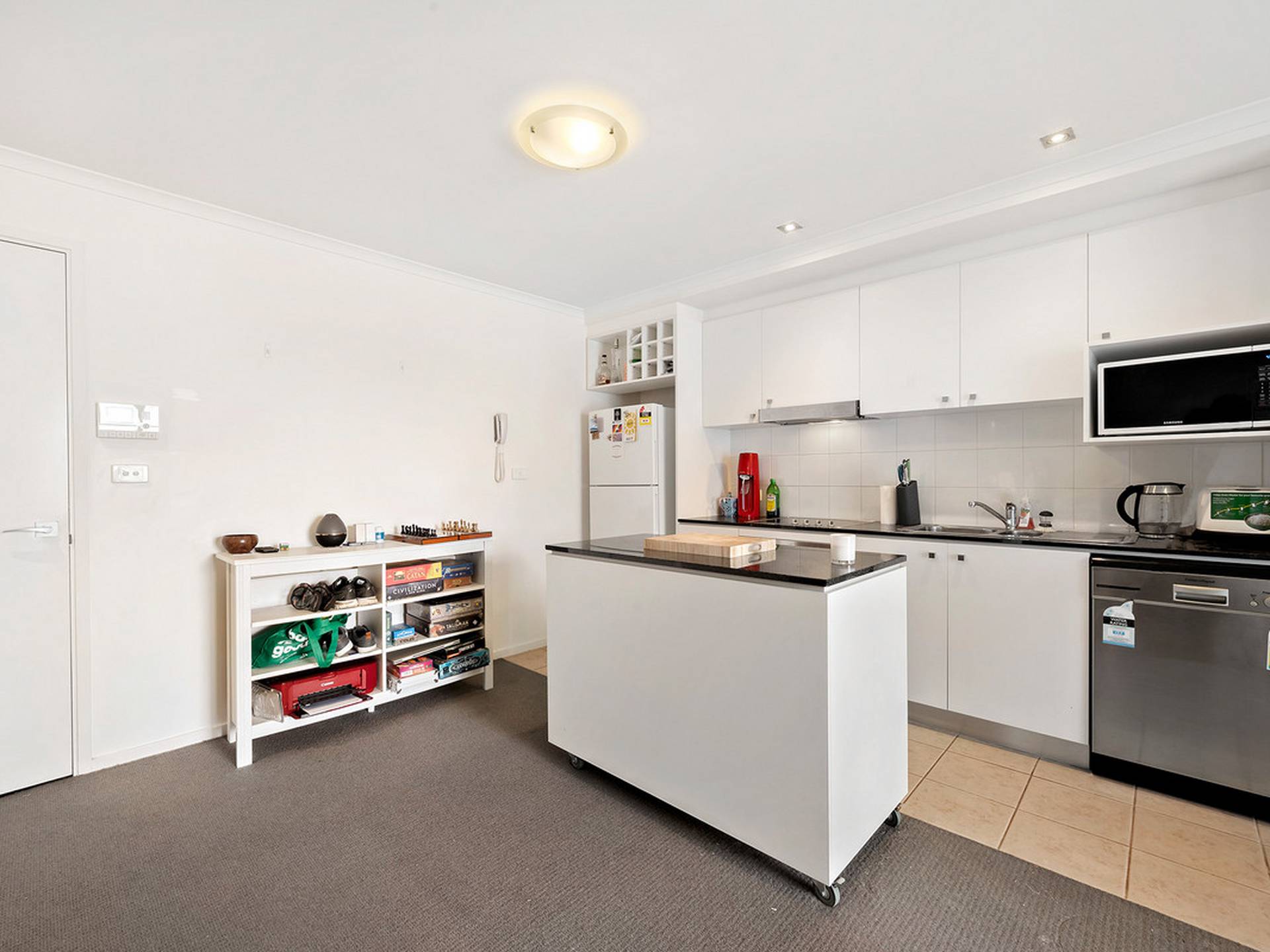 817/17 Dooring Street, BRADDON