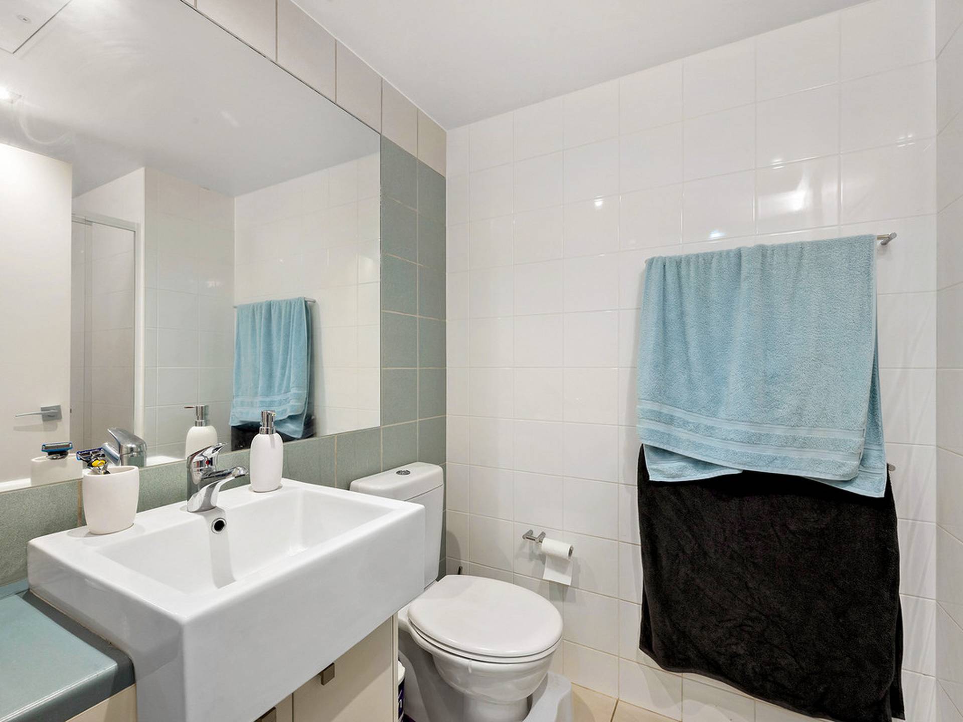 817/17 Dooring Street, BRADDON