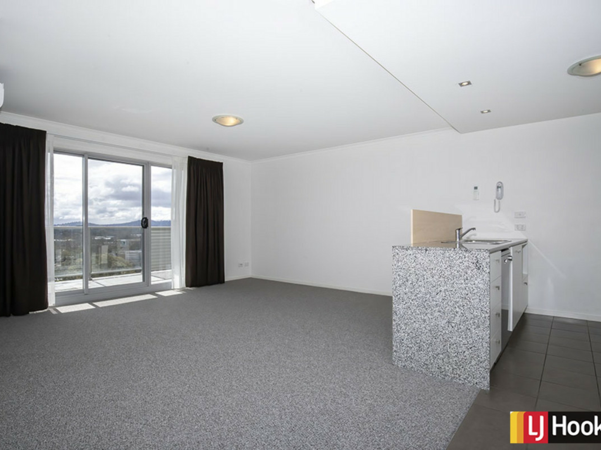 907/17 Dooring Street, BRADDON