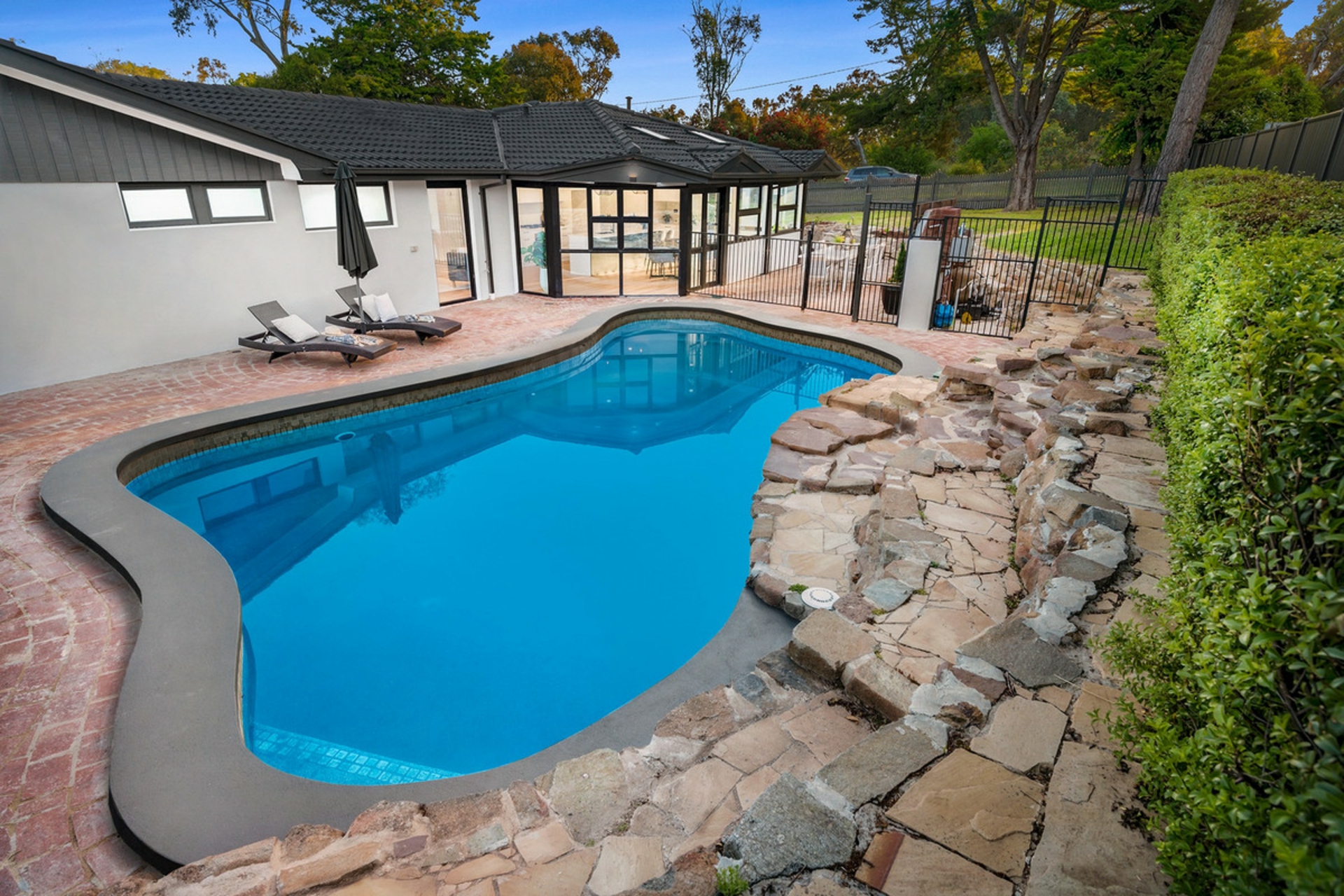 4 Gibbes Street, HALL