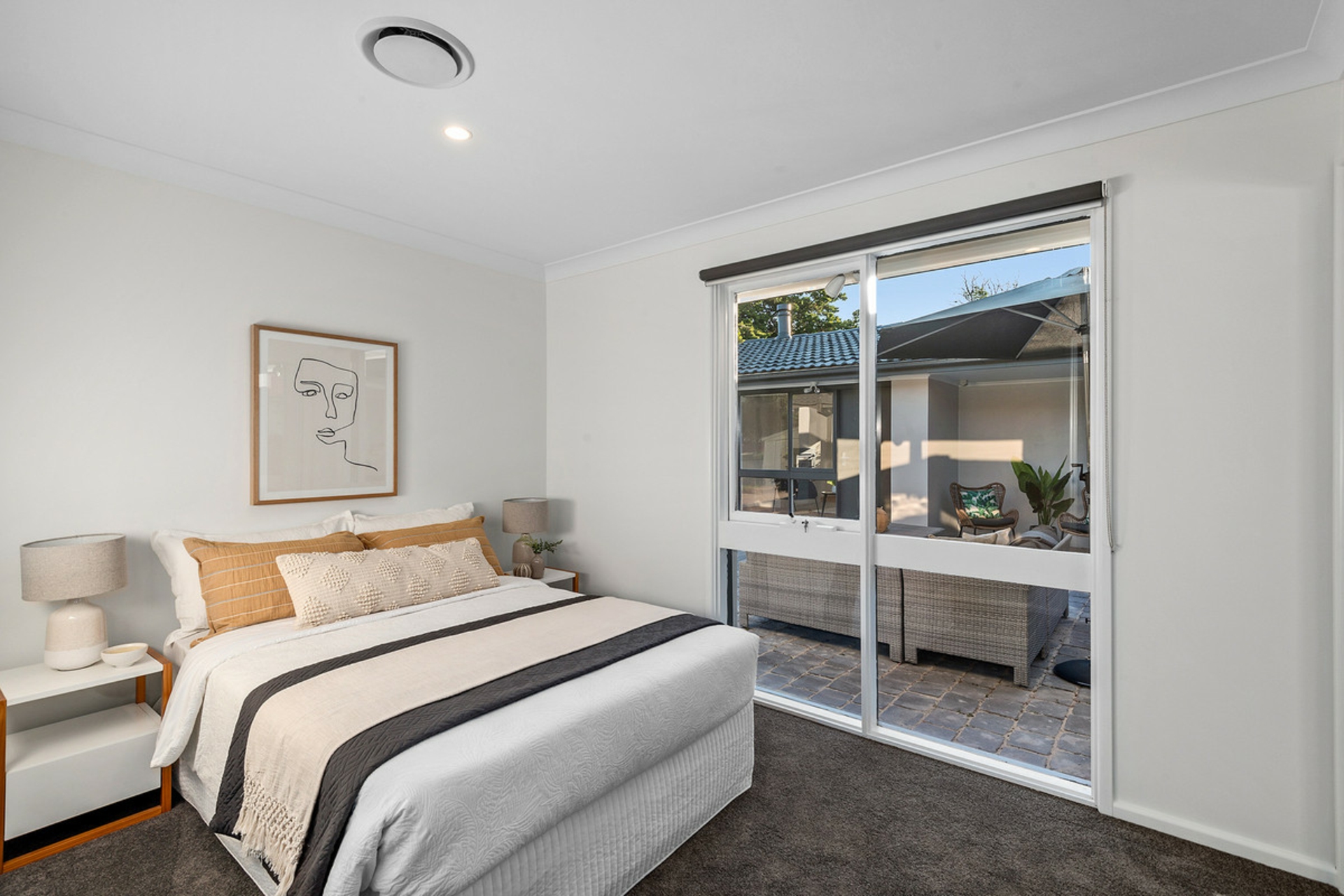 4 Gibbes Street, HALL