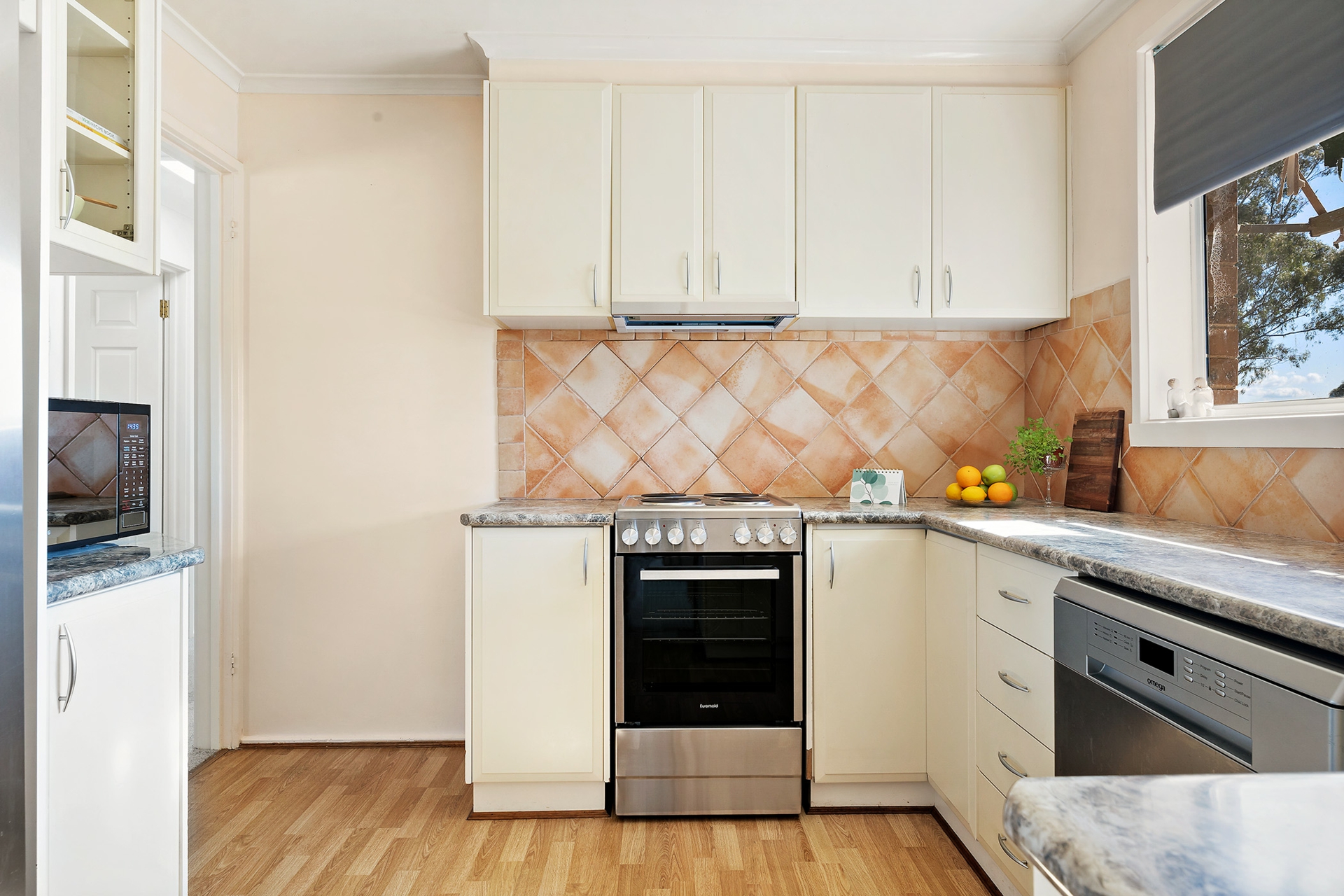 136 Chuculba Crescent, GIRALANG
