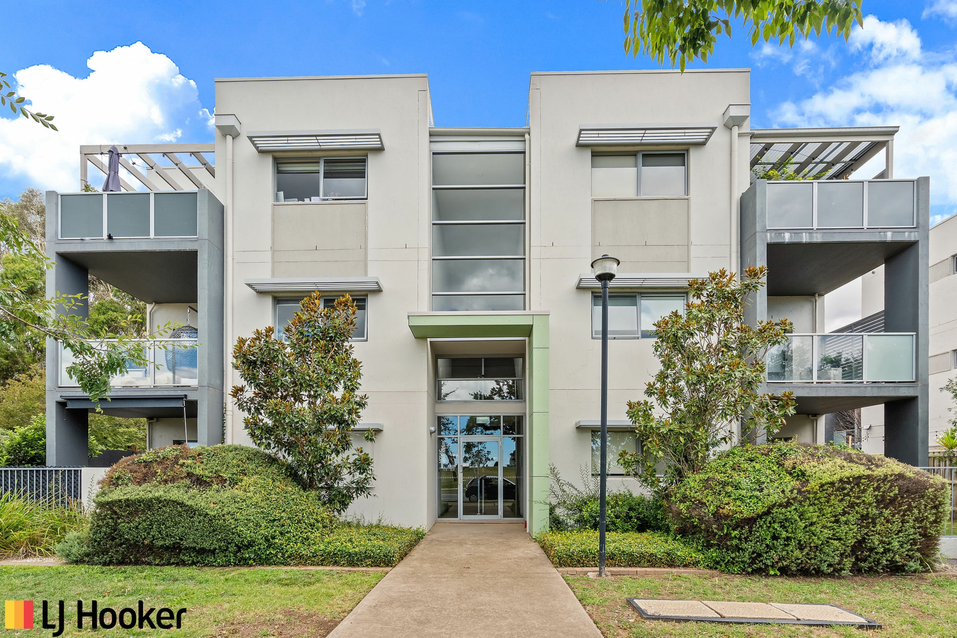 19/75 Elizabeth Jolley Crescent Franklin ACT