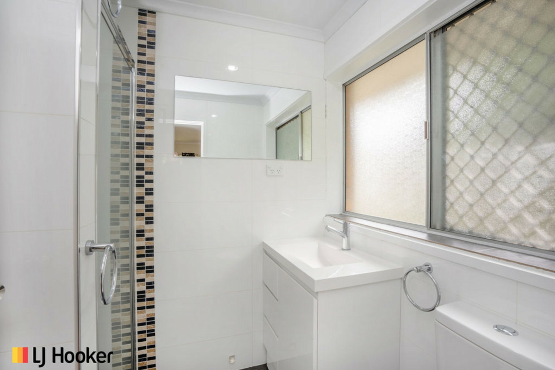 5 Lupus Place, GIRALANG