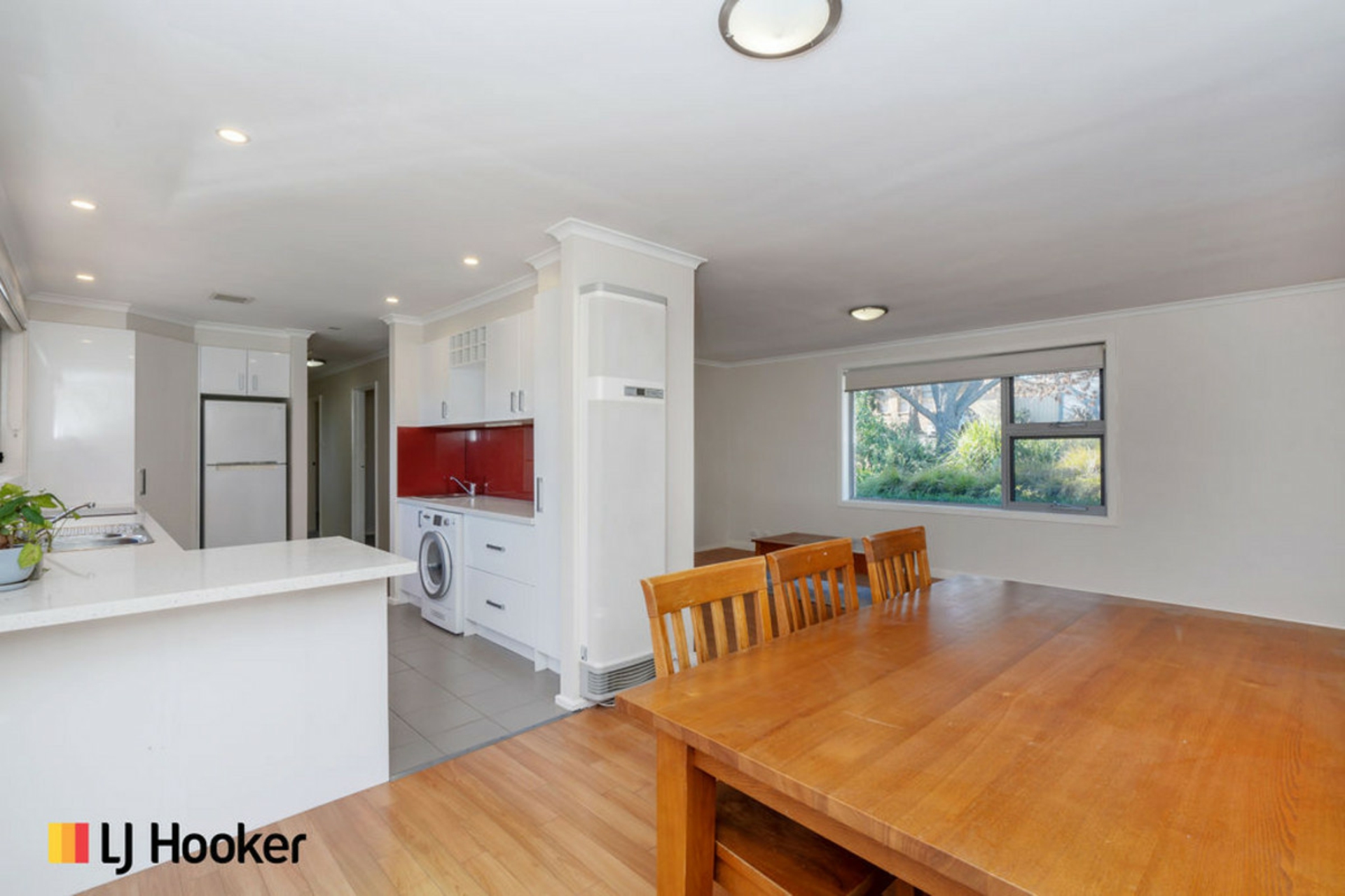 4 Phoenix Place, GIRALANG