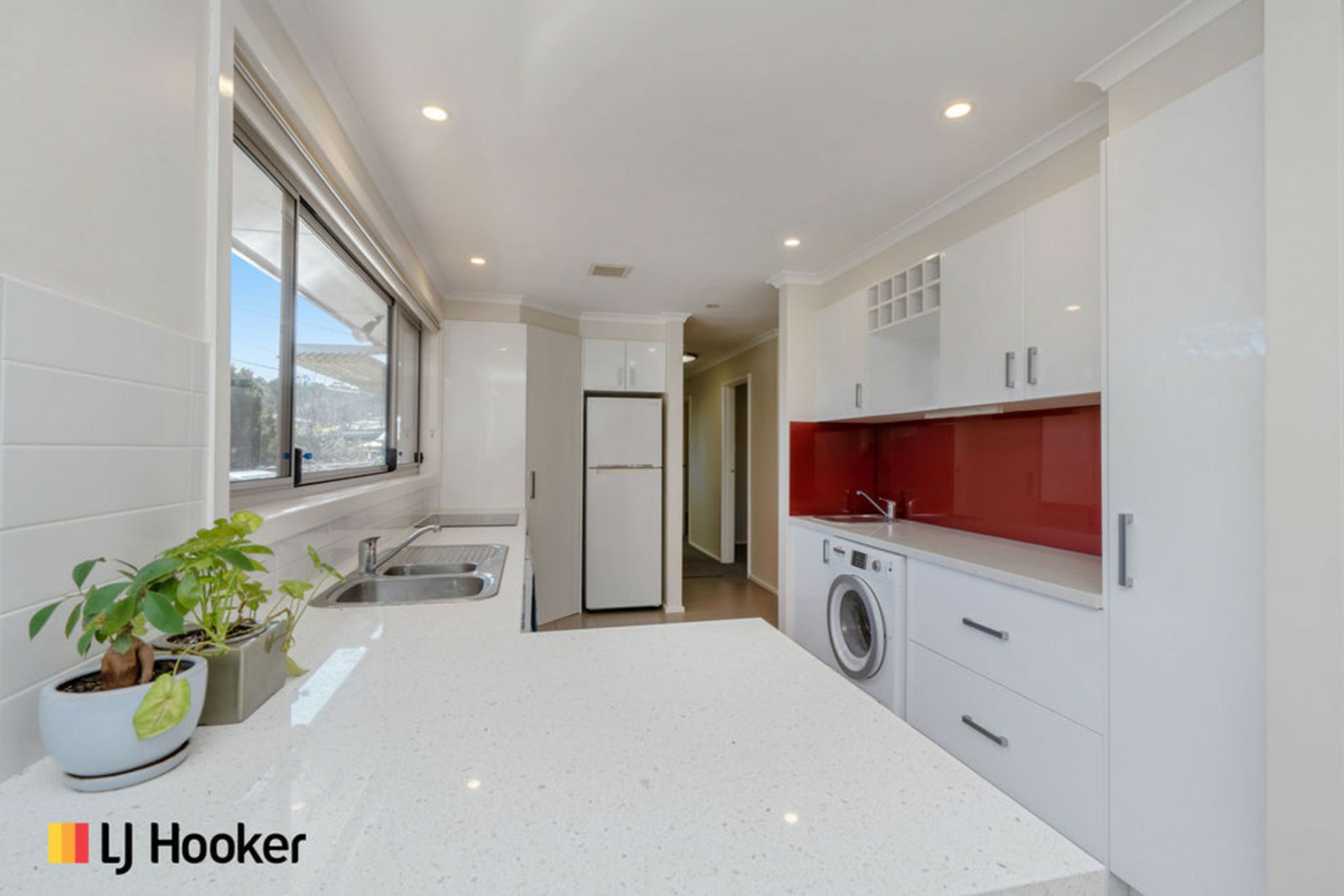 4 Phoenix Place, GIRALANG