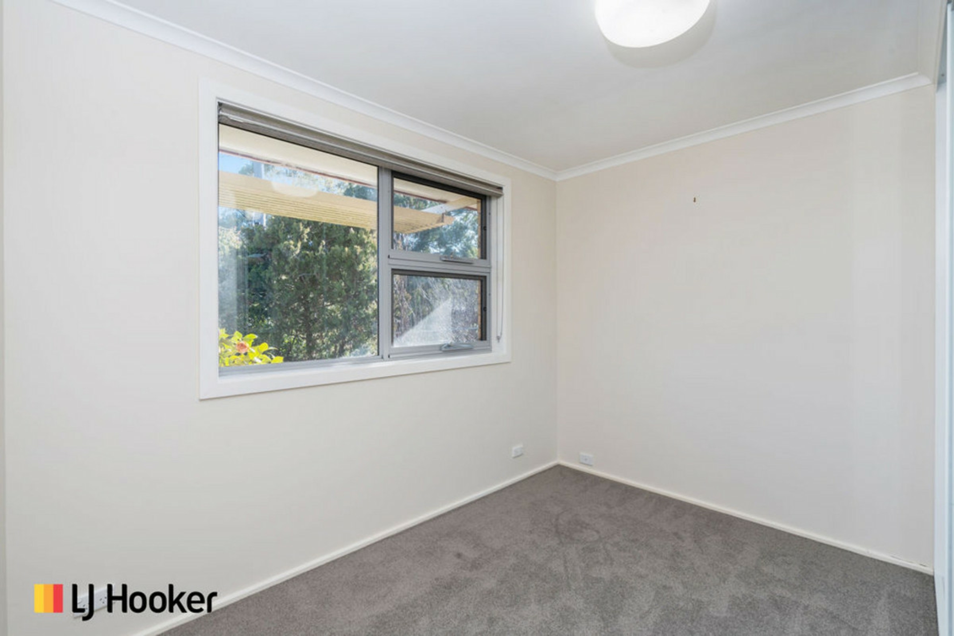4 Phoenix Place, GIRALANG