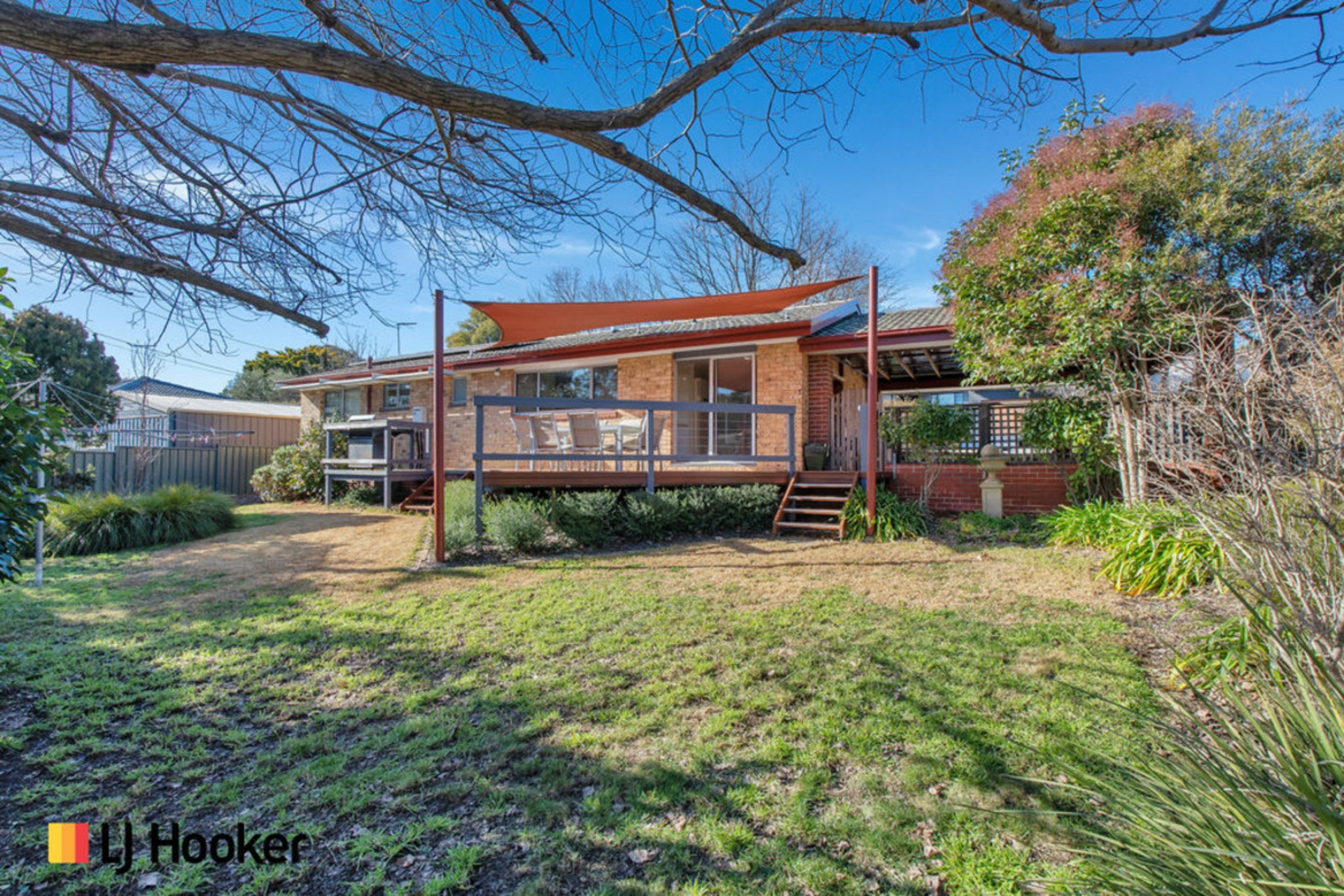 4 Phoenix Place, GIRALANG