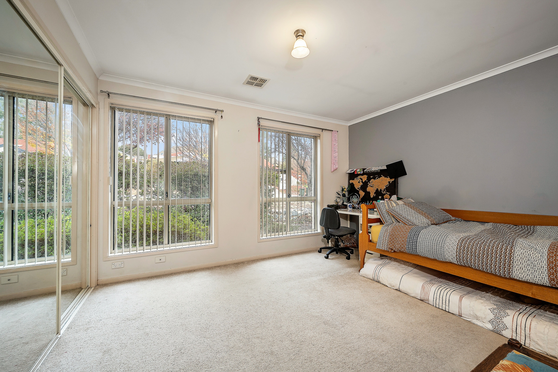 18 Lampard Circuit, BRUCE