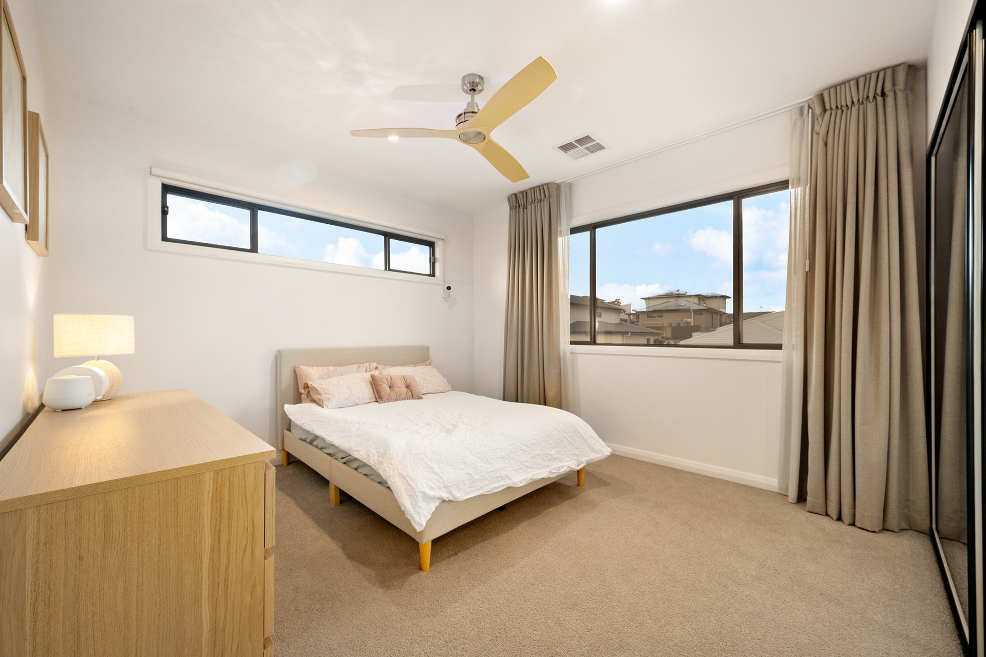 9 Constable Street, WHITLAM