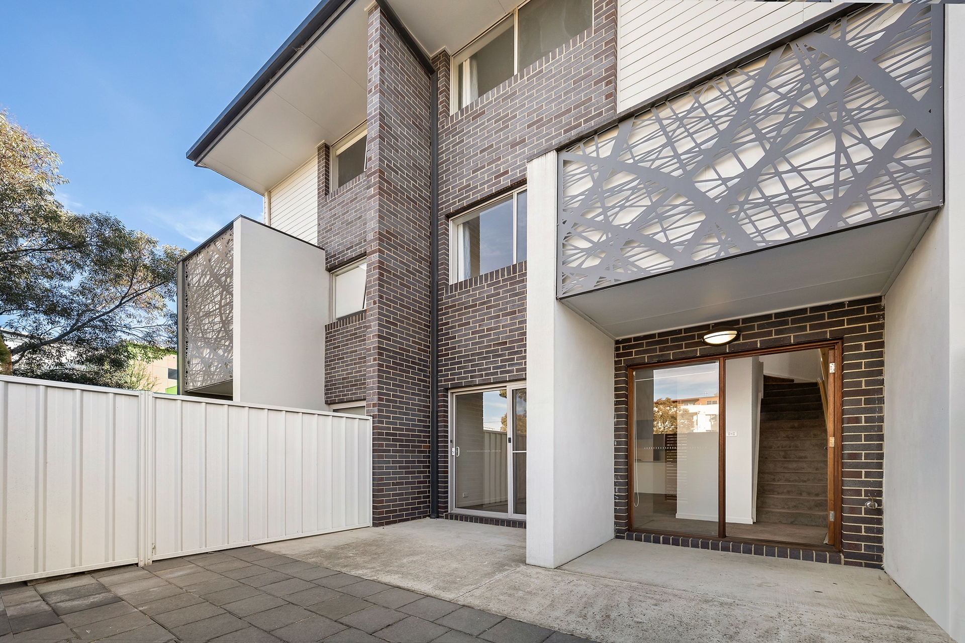 13/2 Clare Burton Crescent, FRANKLIN