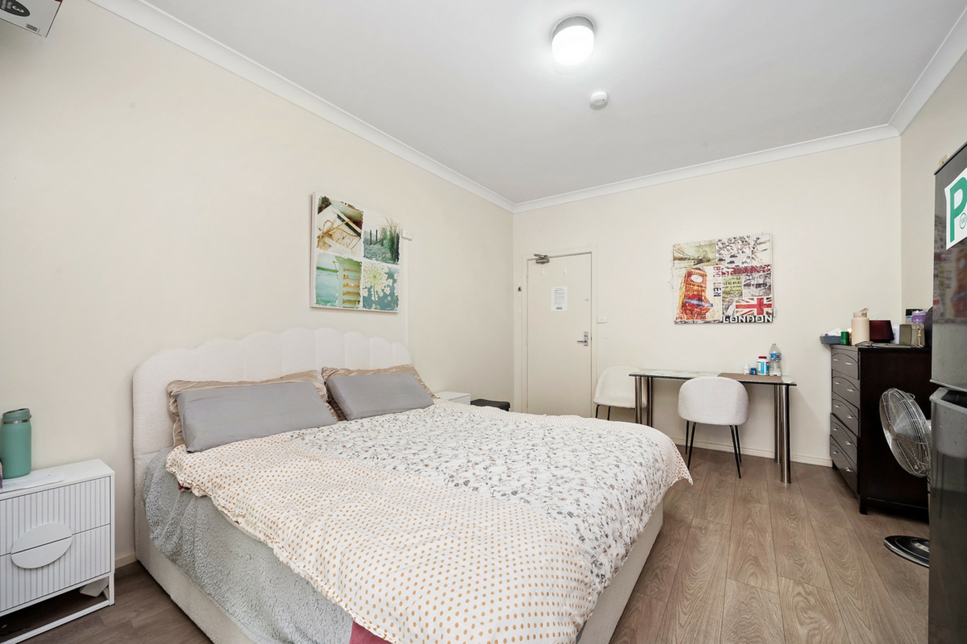 58/47 McMillan Crescent — photo 4 of 10