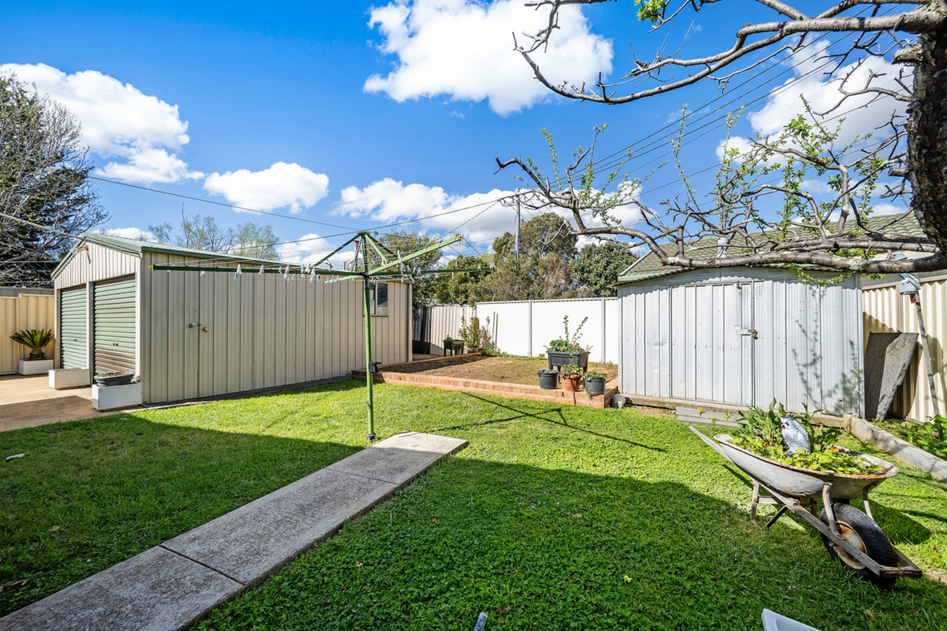 4 Melba Street — photo 13 of 15