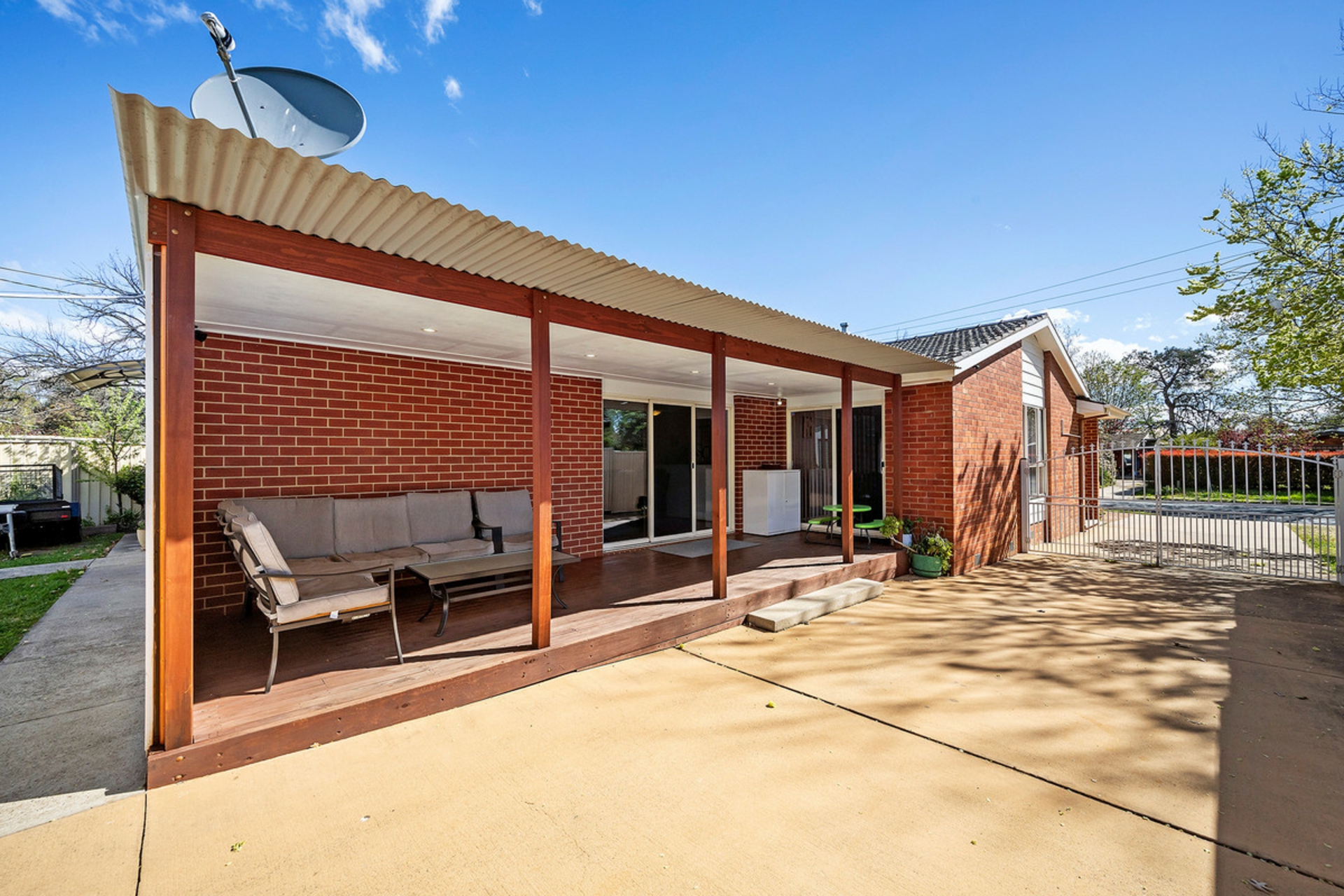 4 Melba Street — photo 14 of 15
