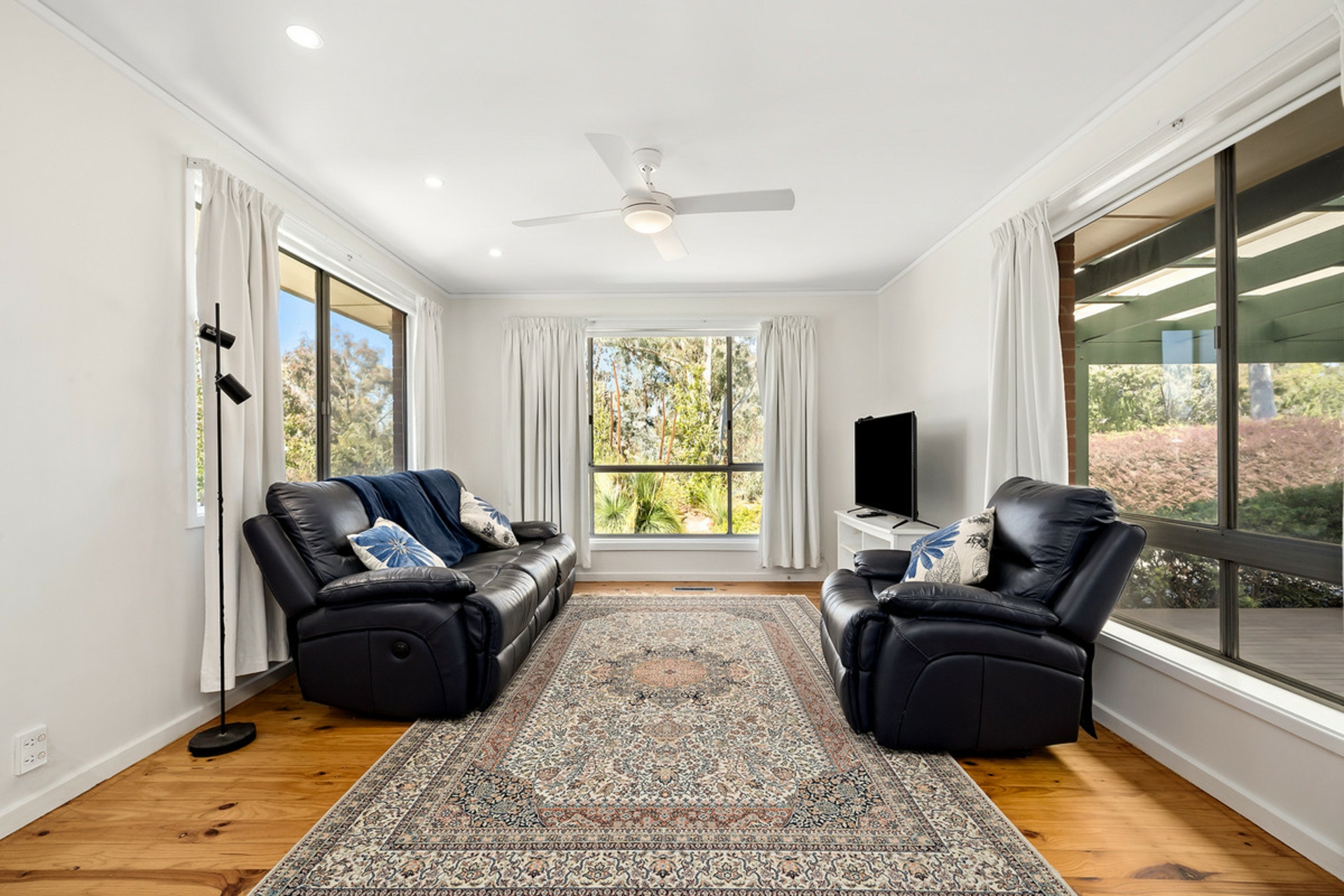 16 Clisby Close — photo 5 of 14