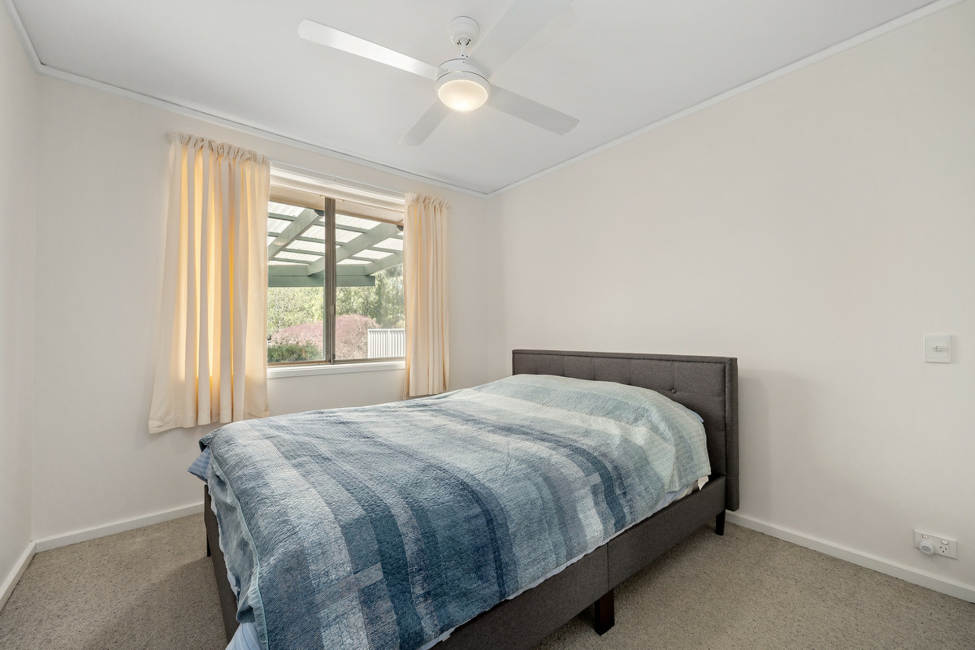 16 Clisby Close — photo 7 of 14
