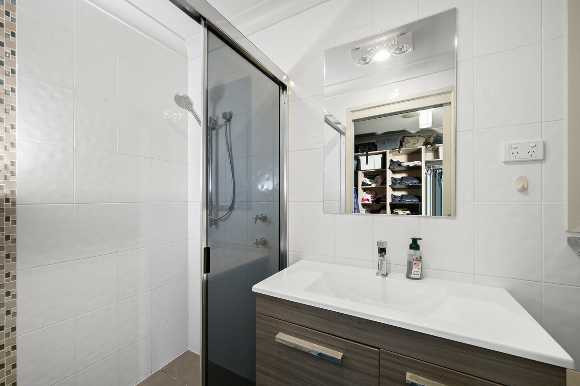 5 Merfield Place — photo 7 of 16