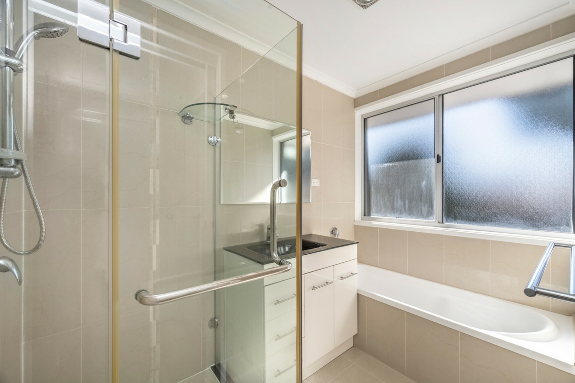 10 Gollan Street — photo 12 of 16