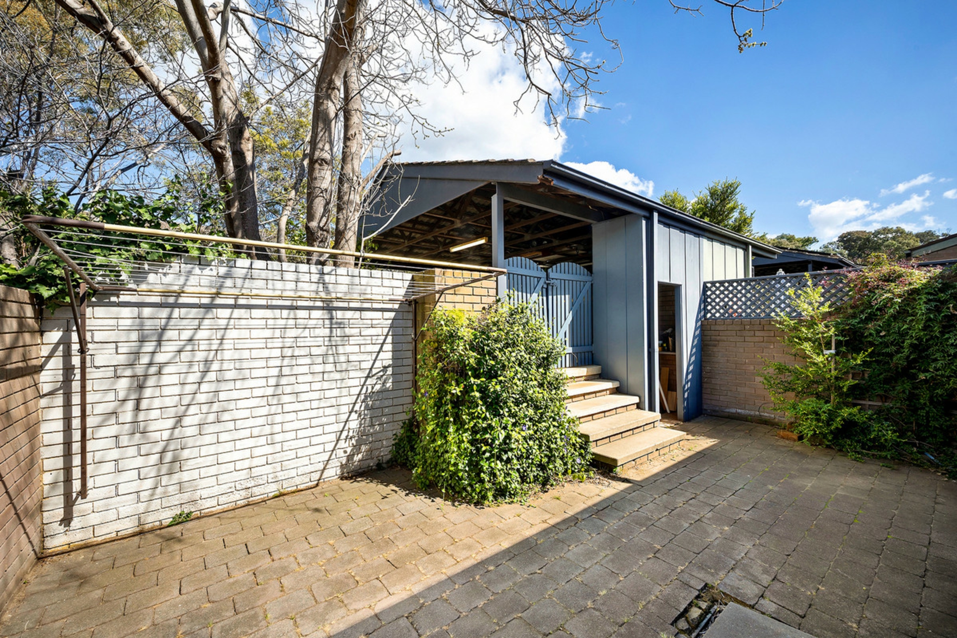 91 Barnet Close — photo 13 of 15
