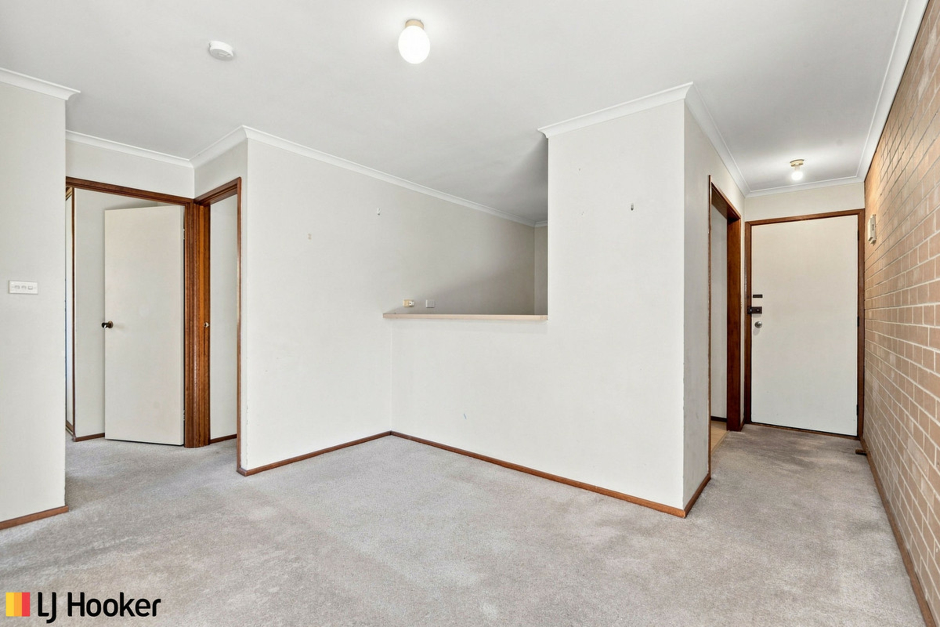 24/1 Buik Place — photo 8 of 9