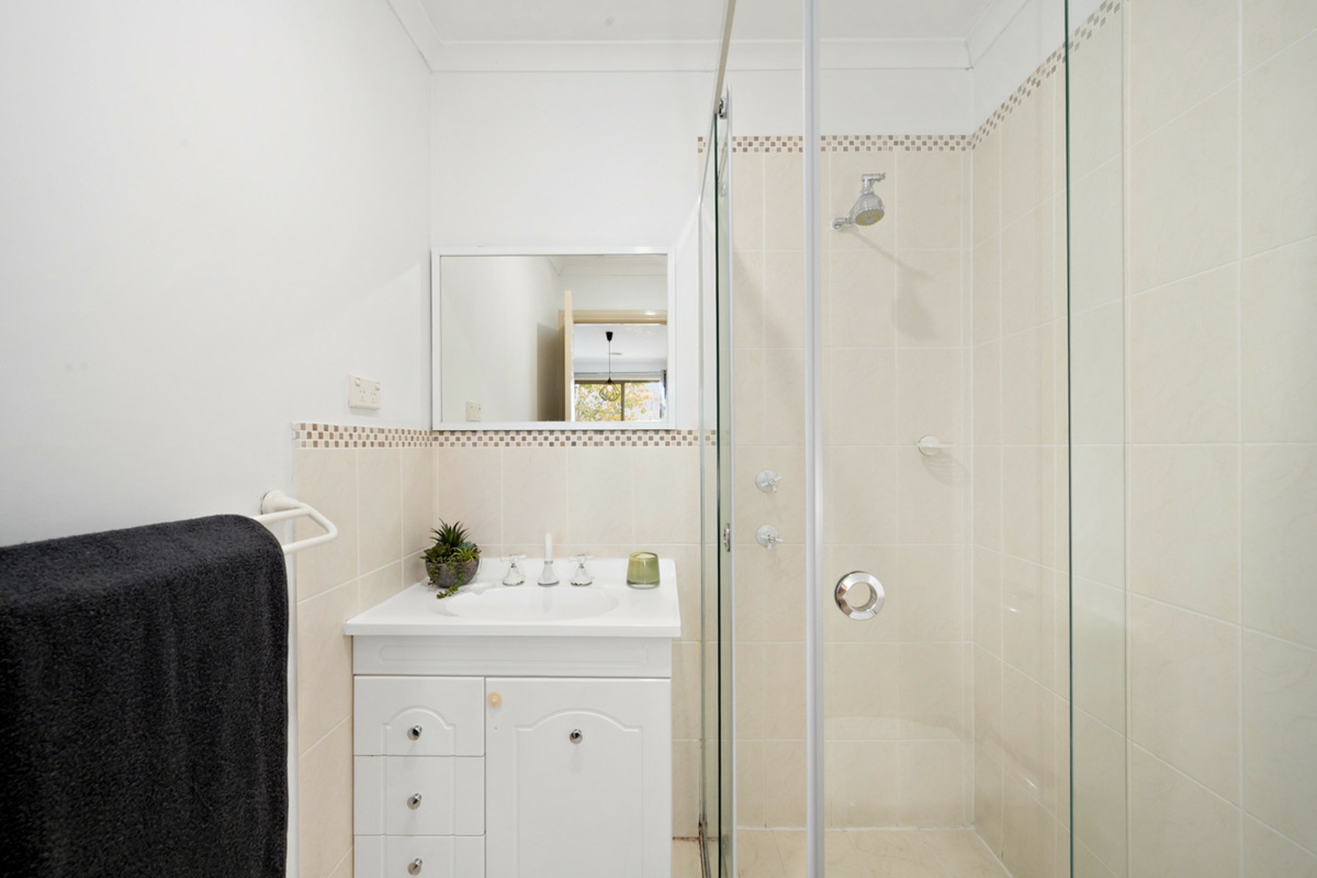 2 Fidler Court — photo 3 of 14