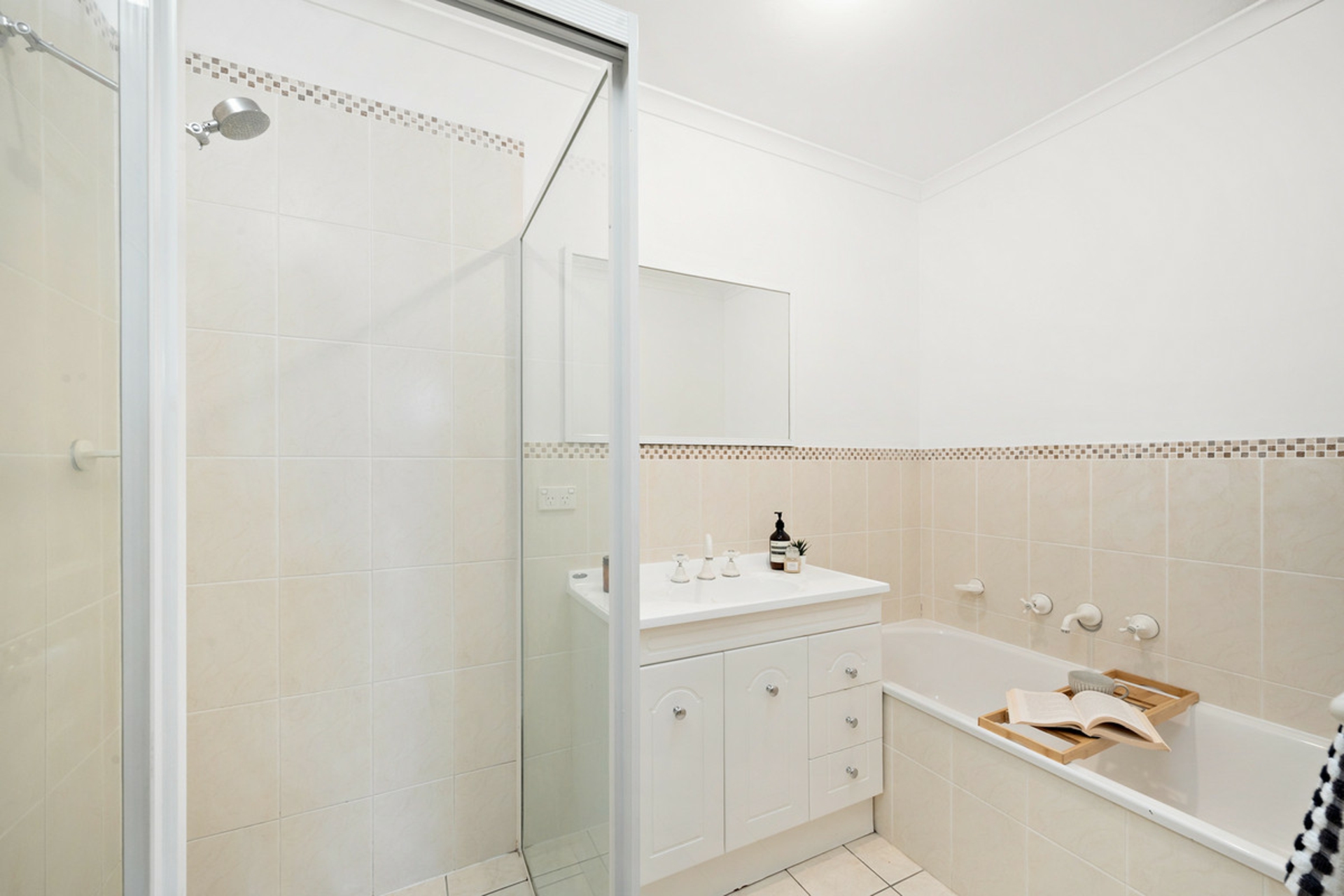 2 Fidler Court — photo 13 of 14