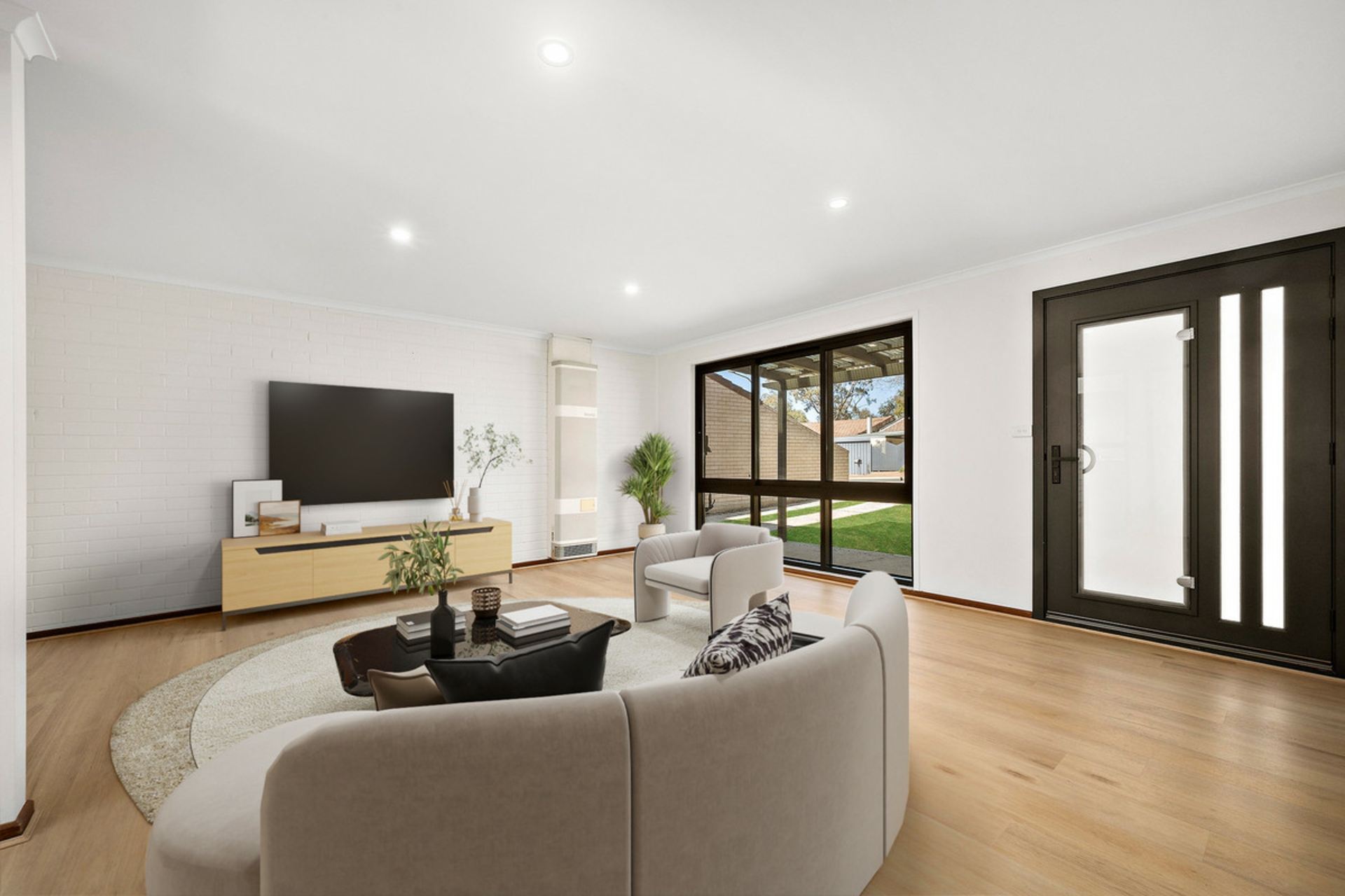 14 Brownlow Place — photo 3 of 15