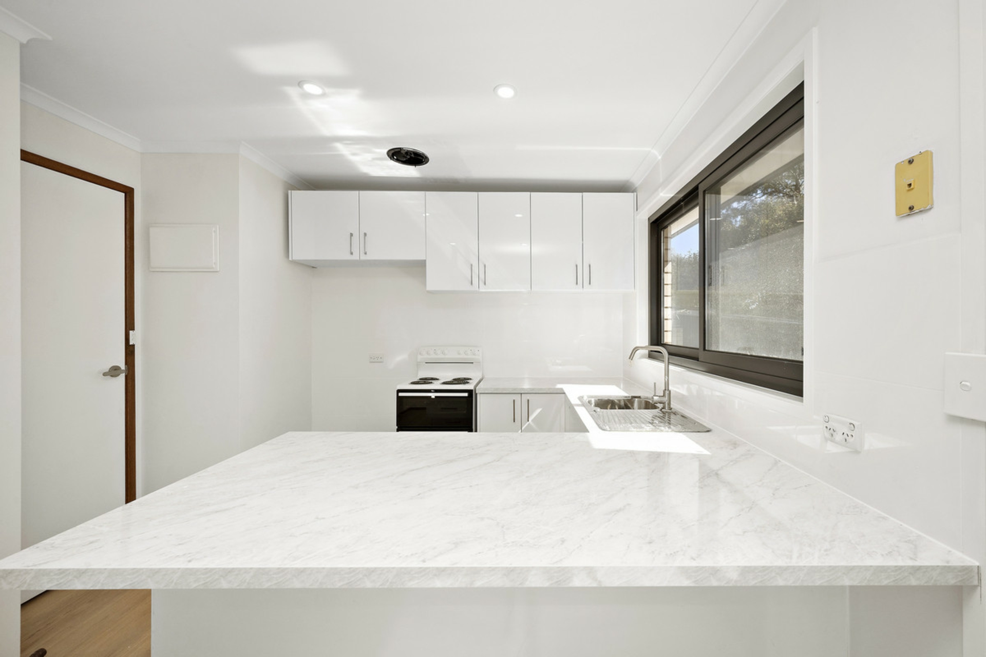 14 Brownlow Place — photo 9 of 15