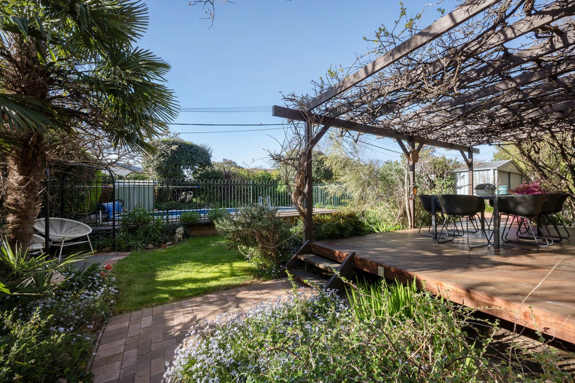 31 Spica Street — photo 3 of 20