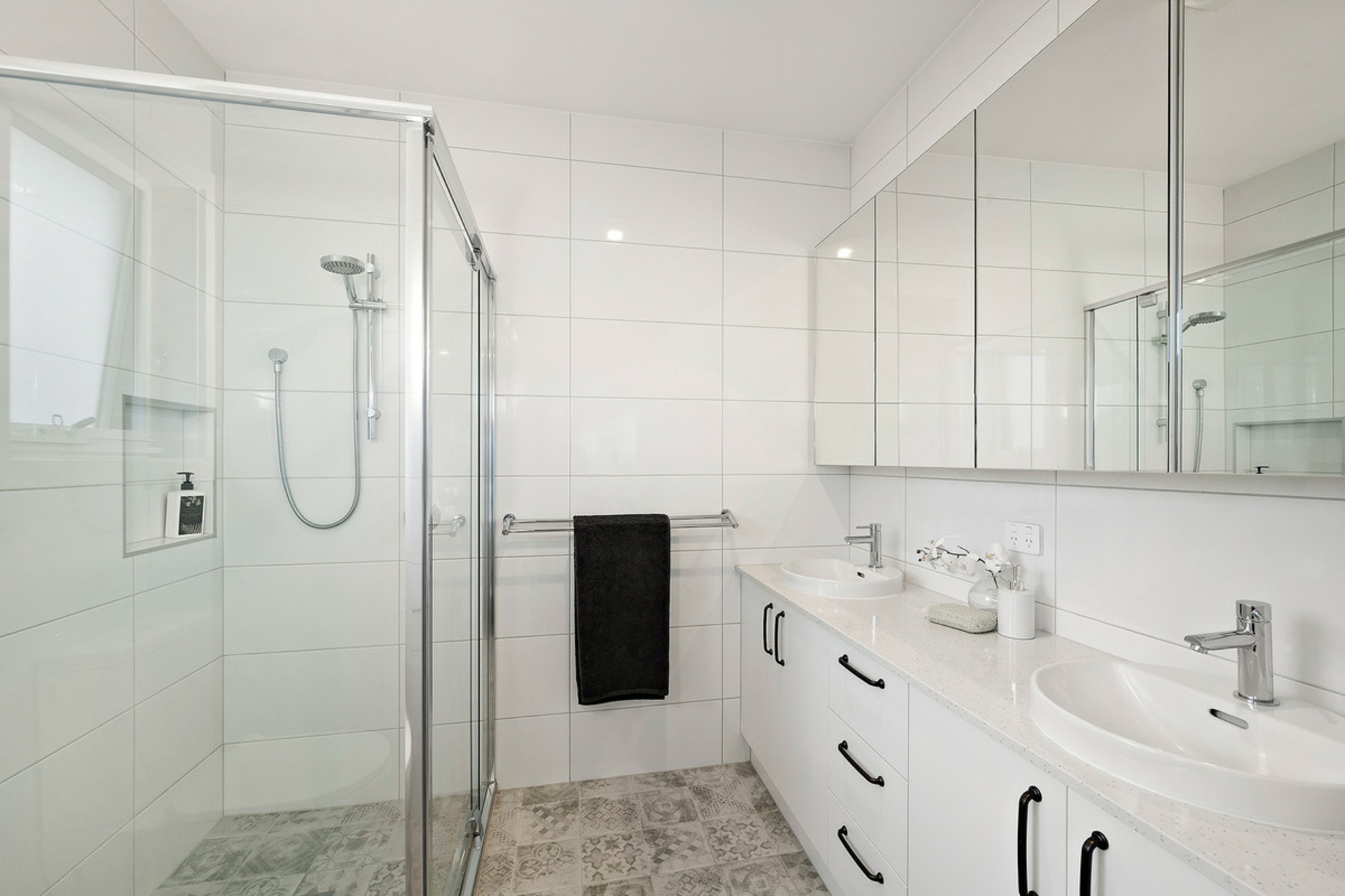 7 Castagna Street — photo 12 of 18
