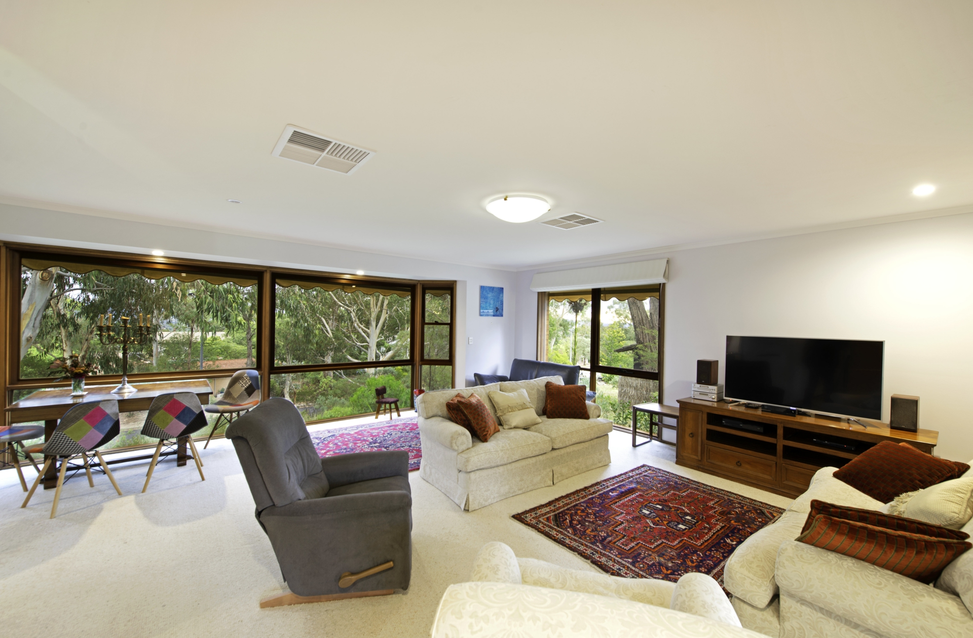 10 Rechner Place, FLYNN