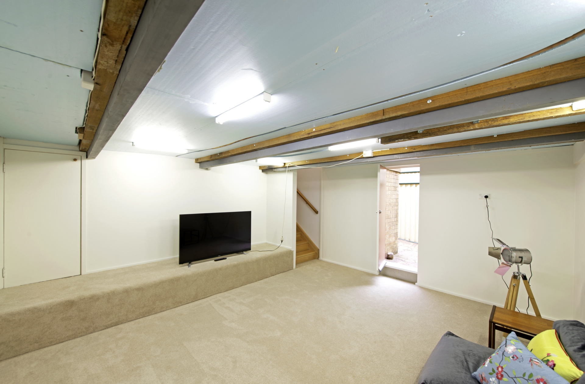10 Rechner Place, FLYNN