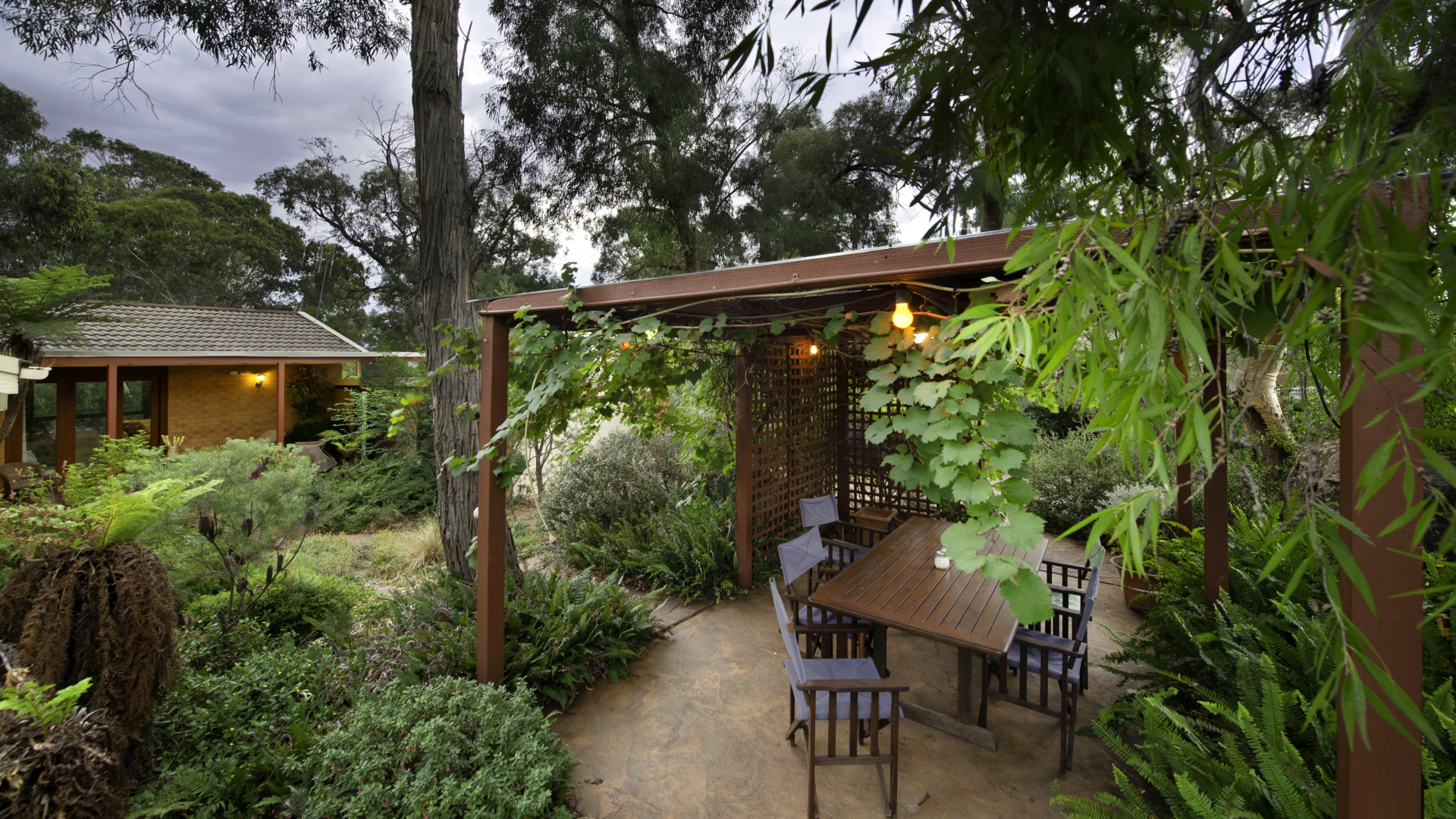 10 Rechner Place, FLYNN