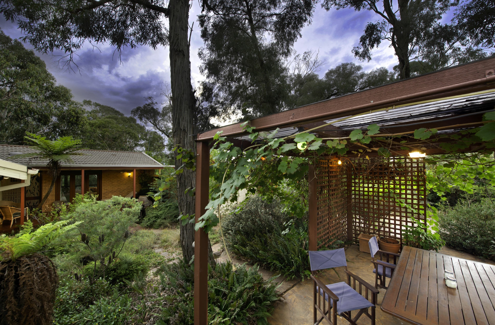10 Rechner Place, FLYNN