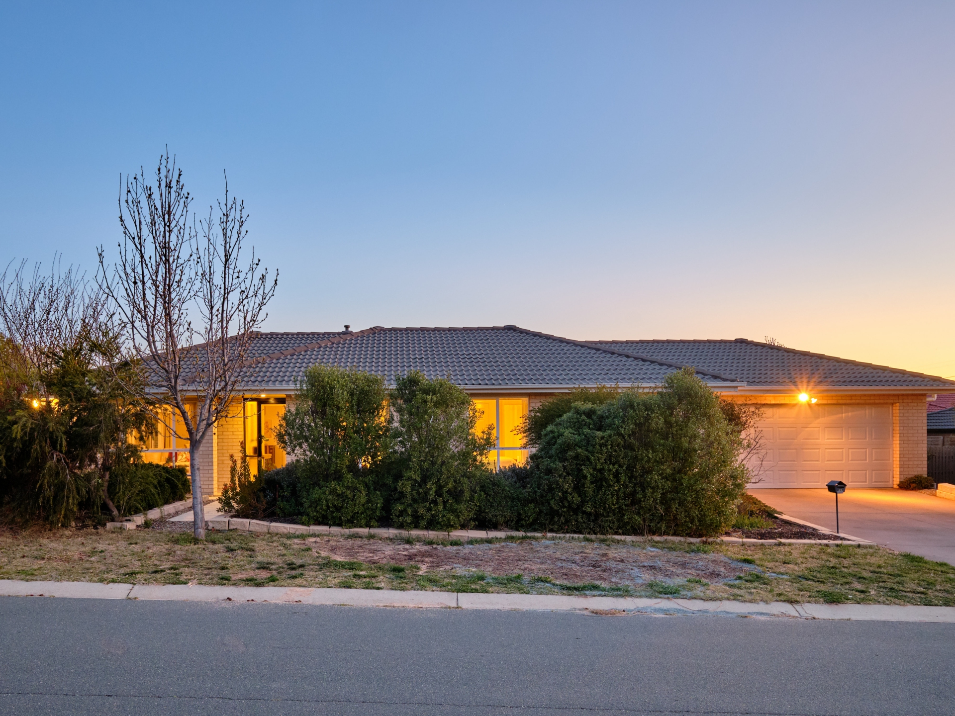 40 Stump Jump Crescent, DUNLOP