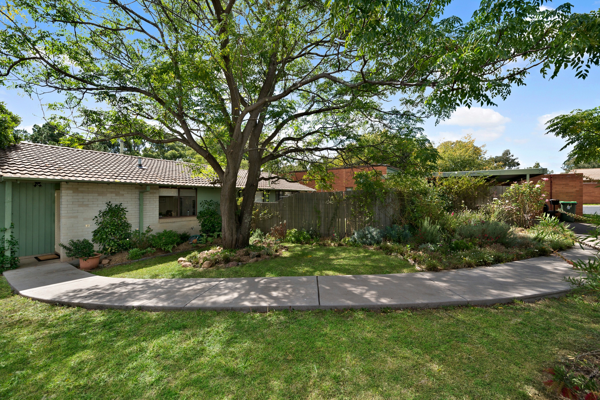 7 Waterfield Place, Charnwood