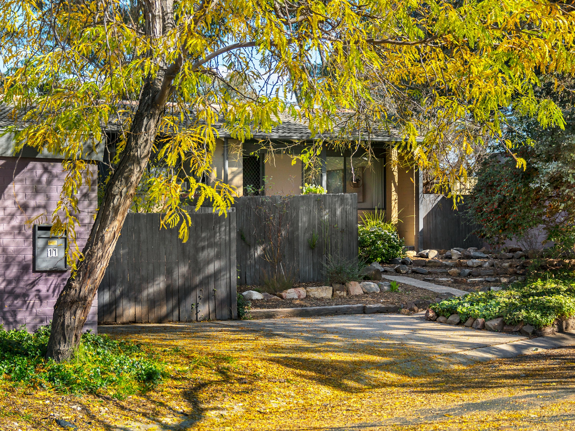 11 Squire Place, Charnwood