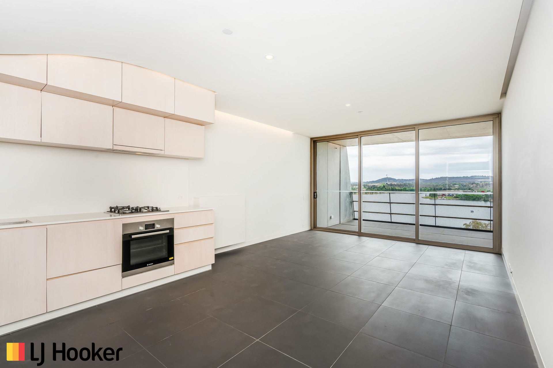 812/25 Edinburgh Avenue, CANBERRA
