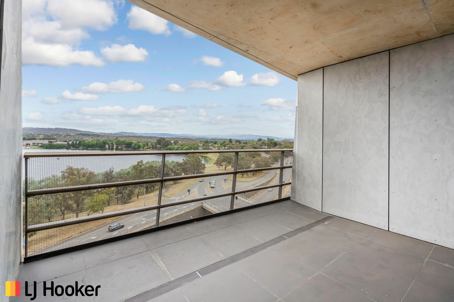 812/25 Edinburgh Avenue, CANBERRA