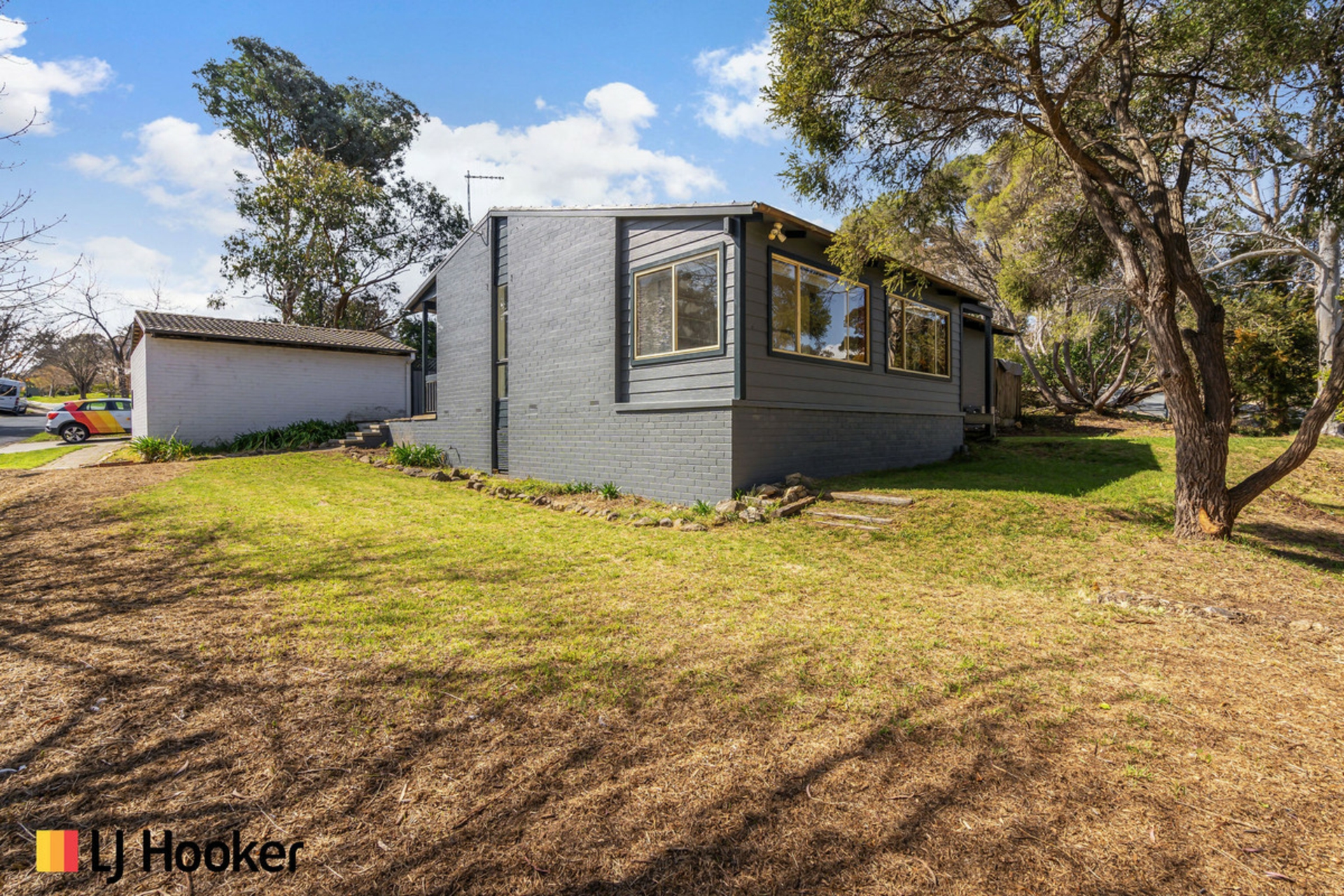 2 Cooney Court Charnwood ACT