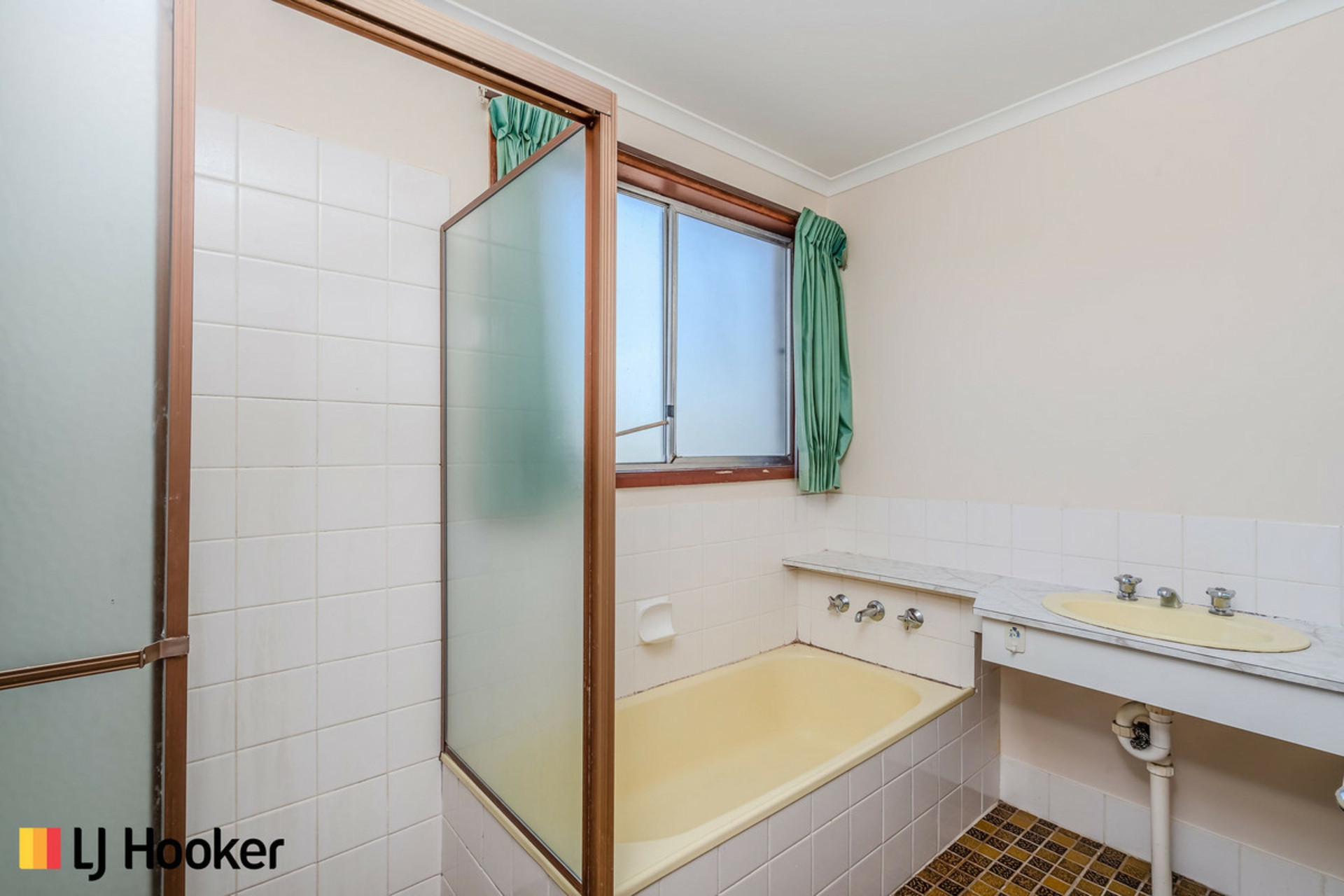 1 Cawthorn Crescent, EVATT
