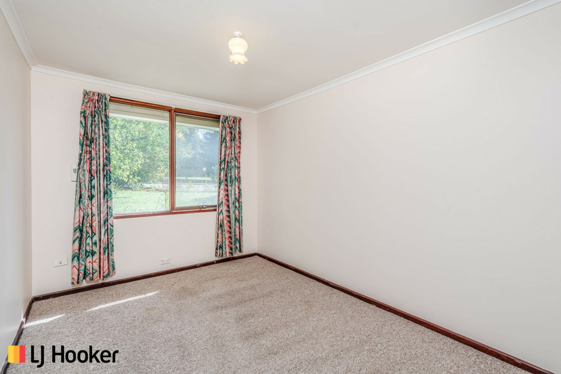 1 Cawthorn Crescent, EVATT