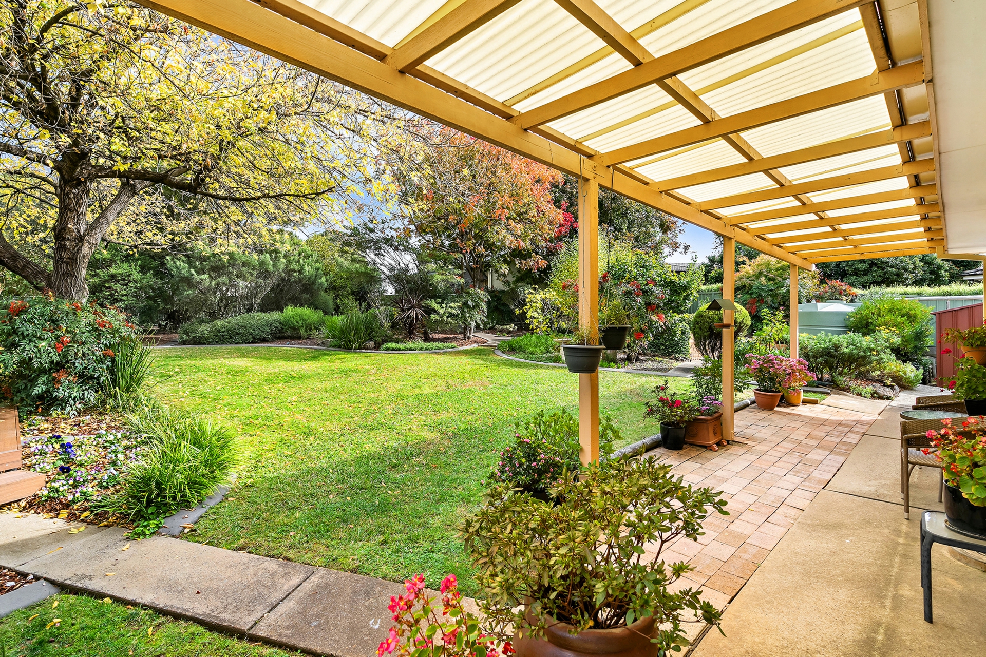 49 Barnard Circuit, FLOREY