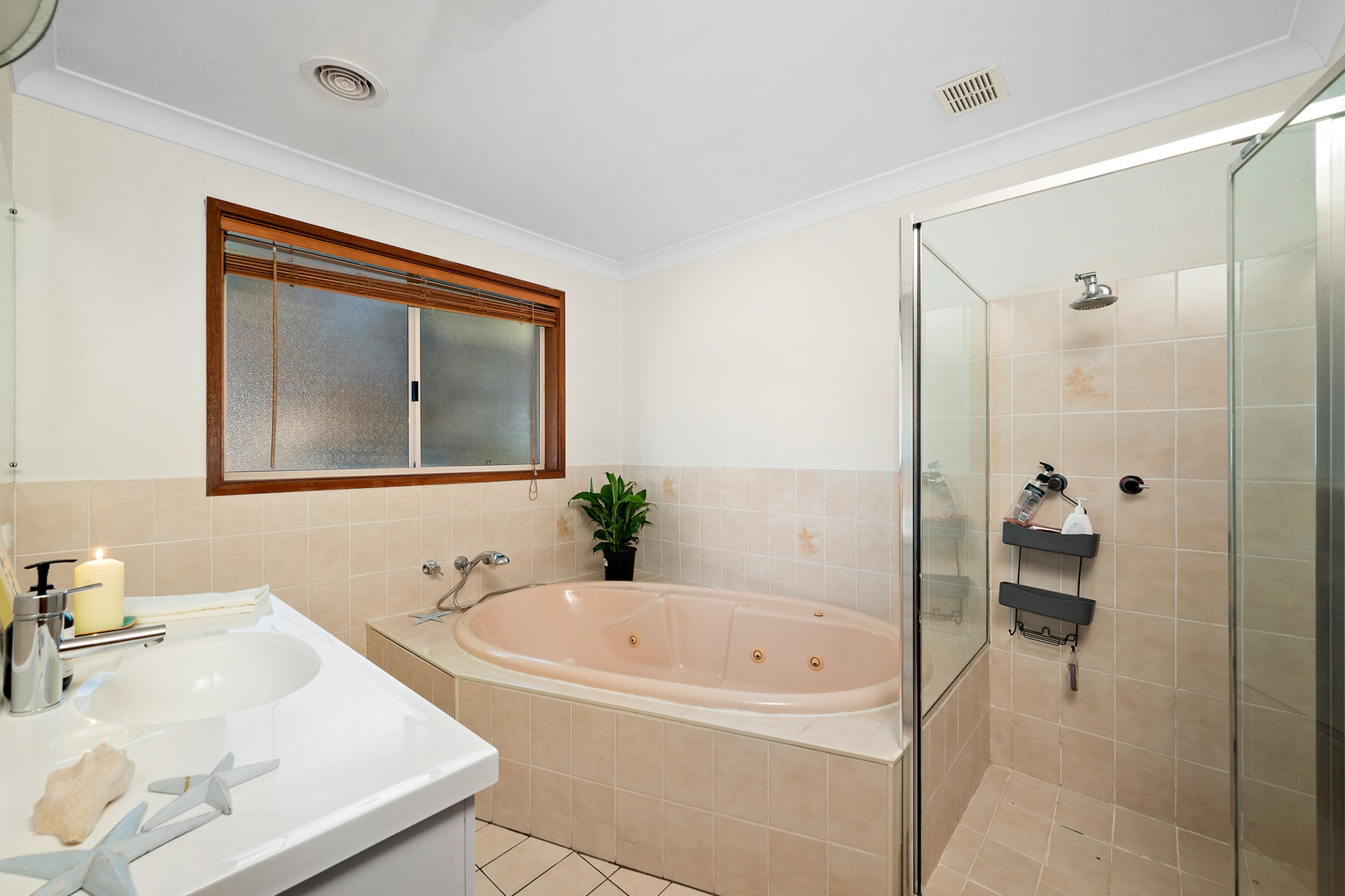 18 Gurr Street, CALWELL