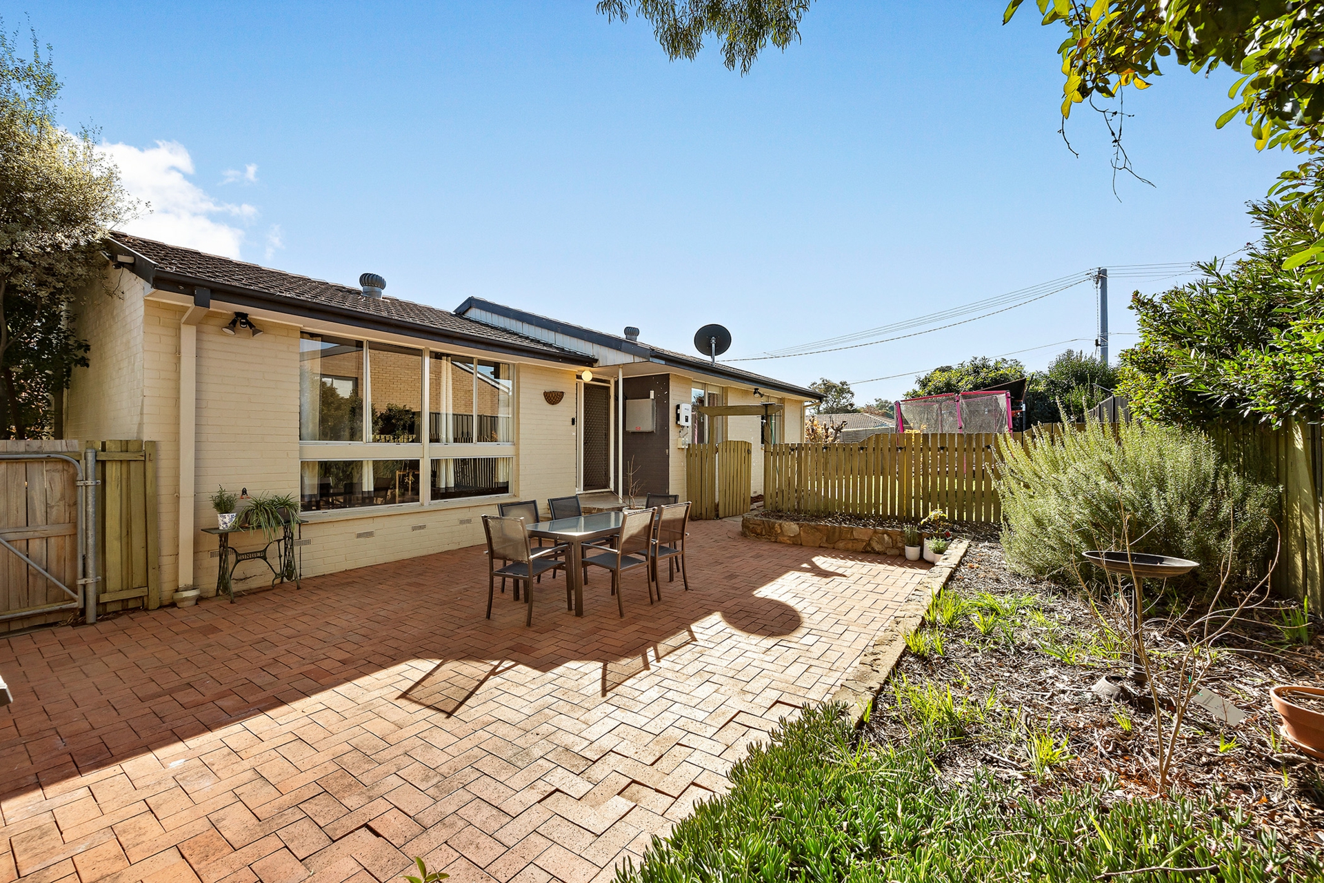 9 Rolland Place, Flynn