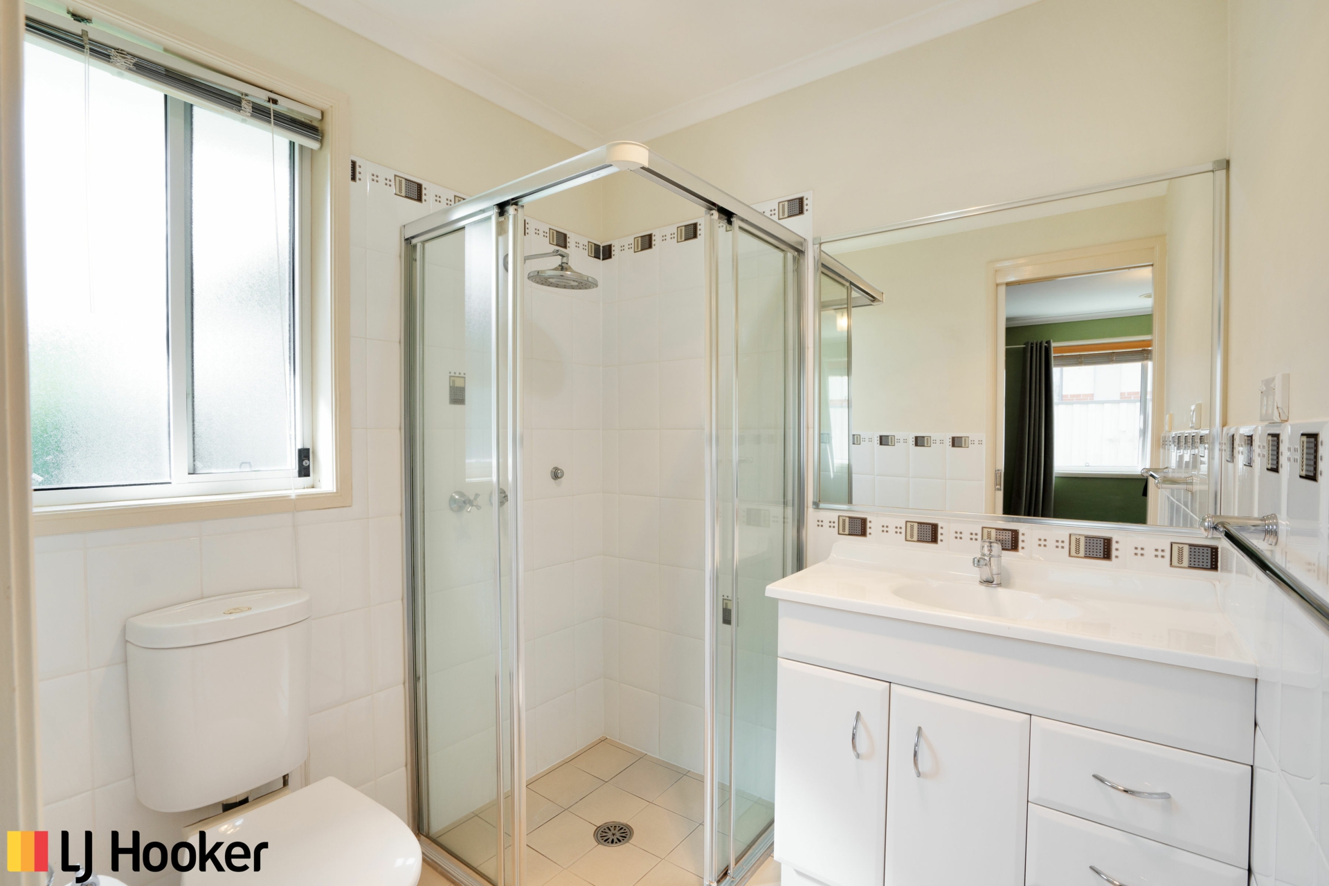 2 Hanrahan Crescent, DUNLOP