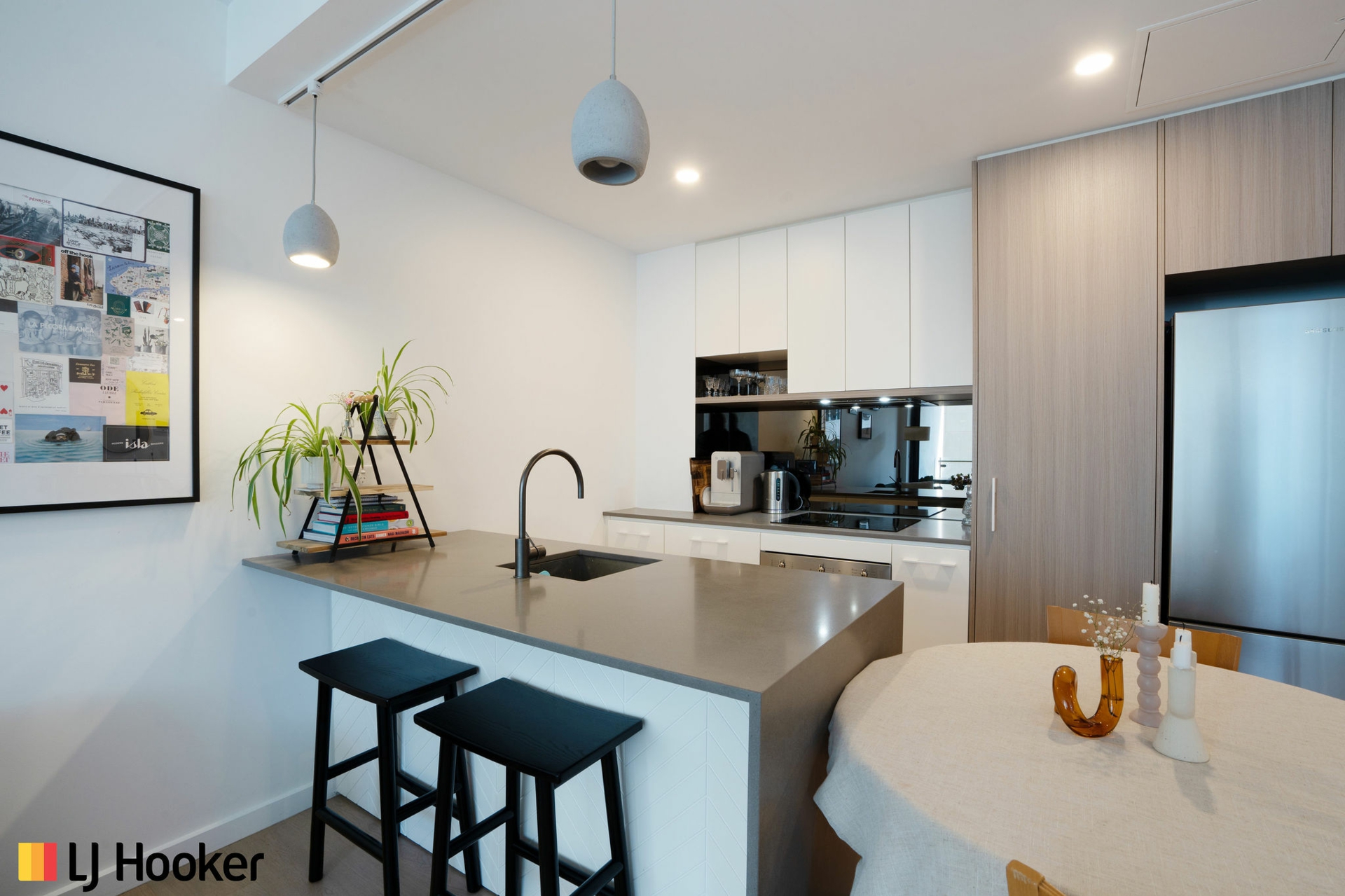 224/1 Kalma Way, CAMPBELL