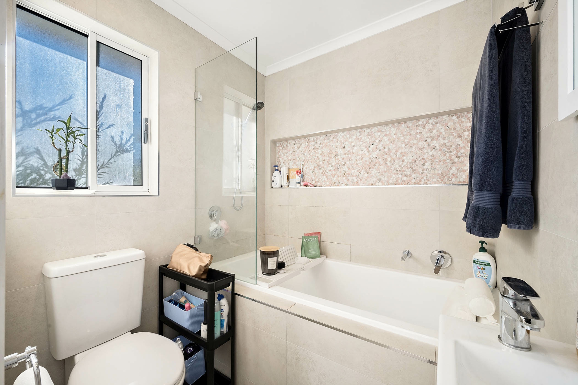 278 Southern Cross Drive, MACGREGOR