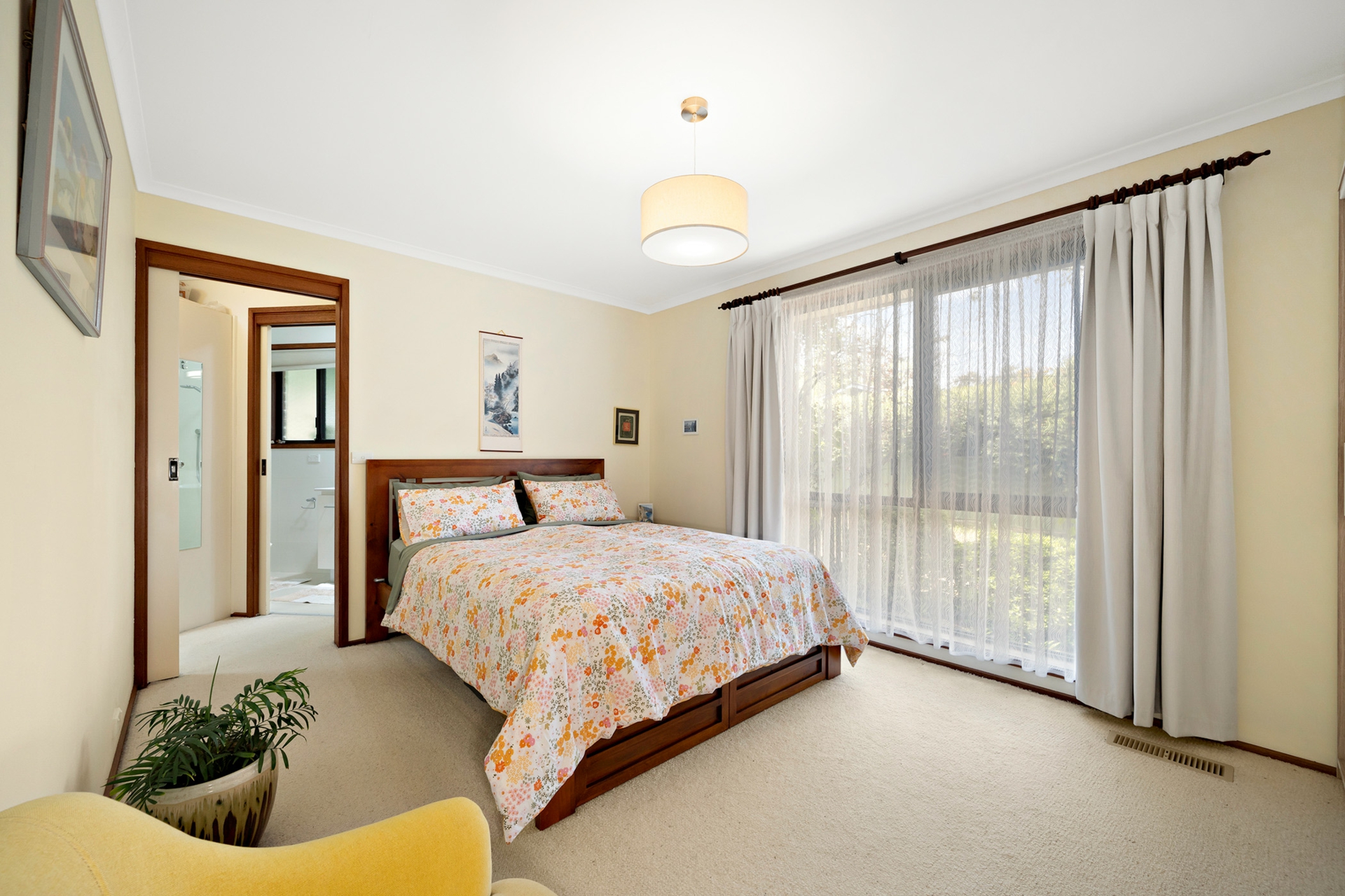 76 Jackie Howe Crescent, MACARTHUR