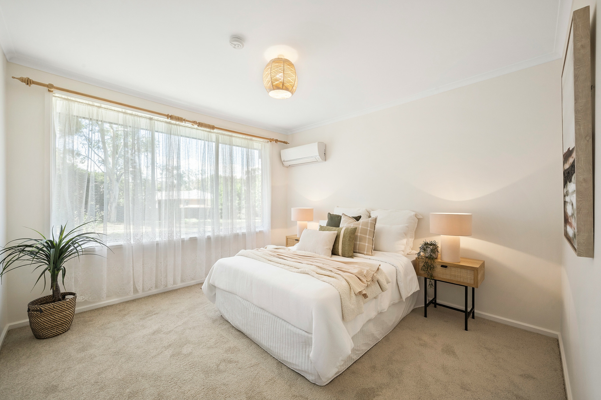 280 Southern Cross Drive, MACGREGOR